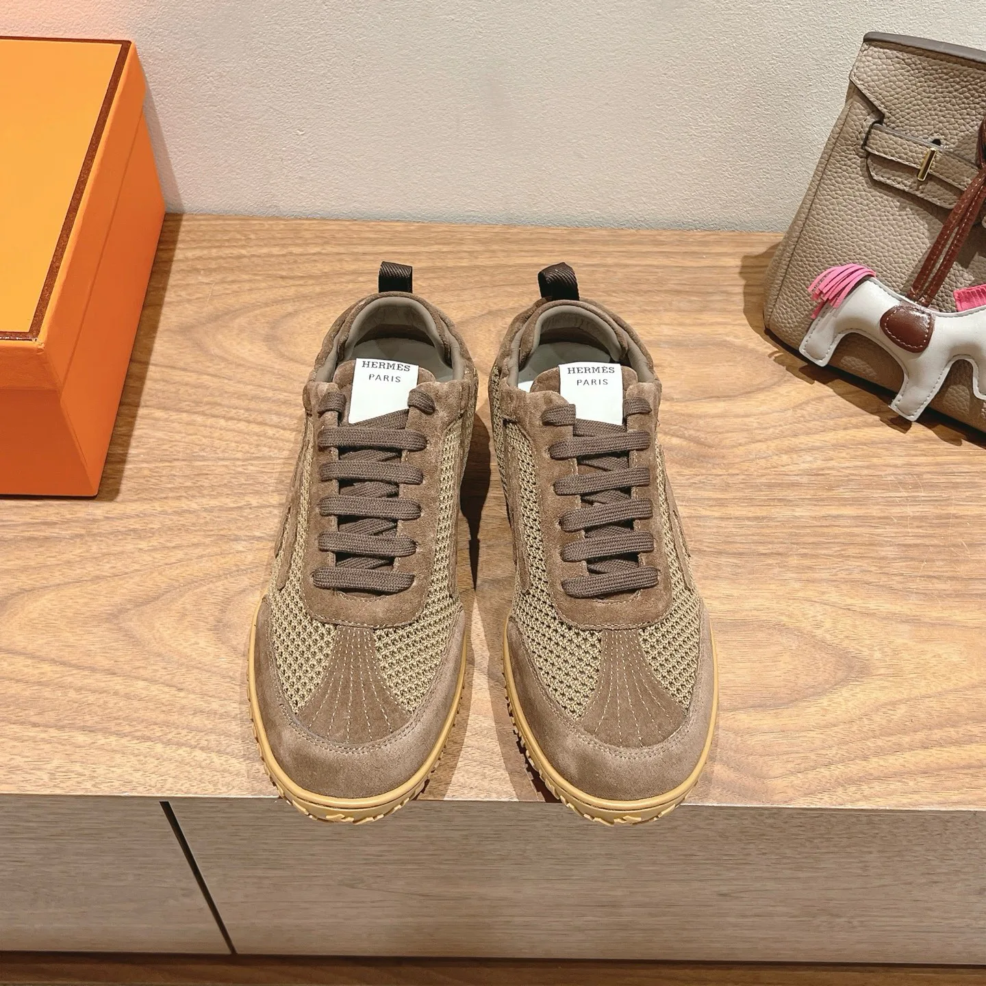 Кроссовки Женские Hermes 10189023