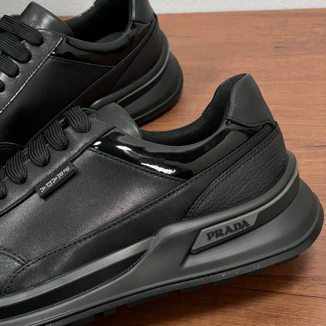 Кроссовки Мужские Prada 4266665