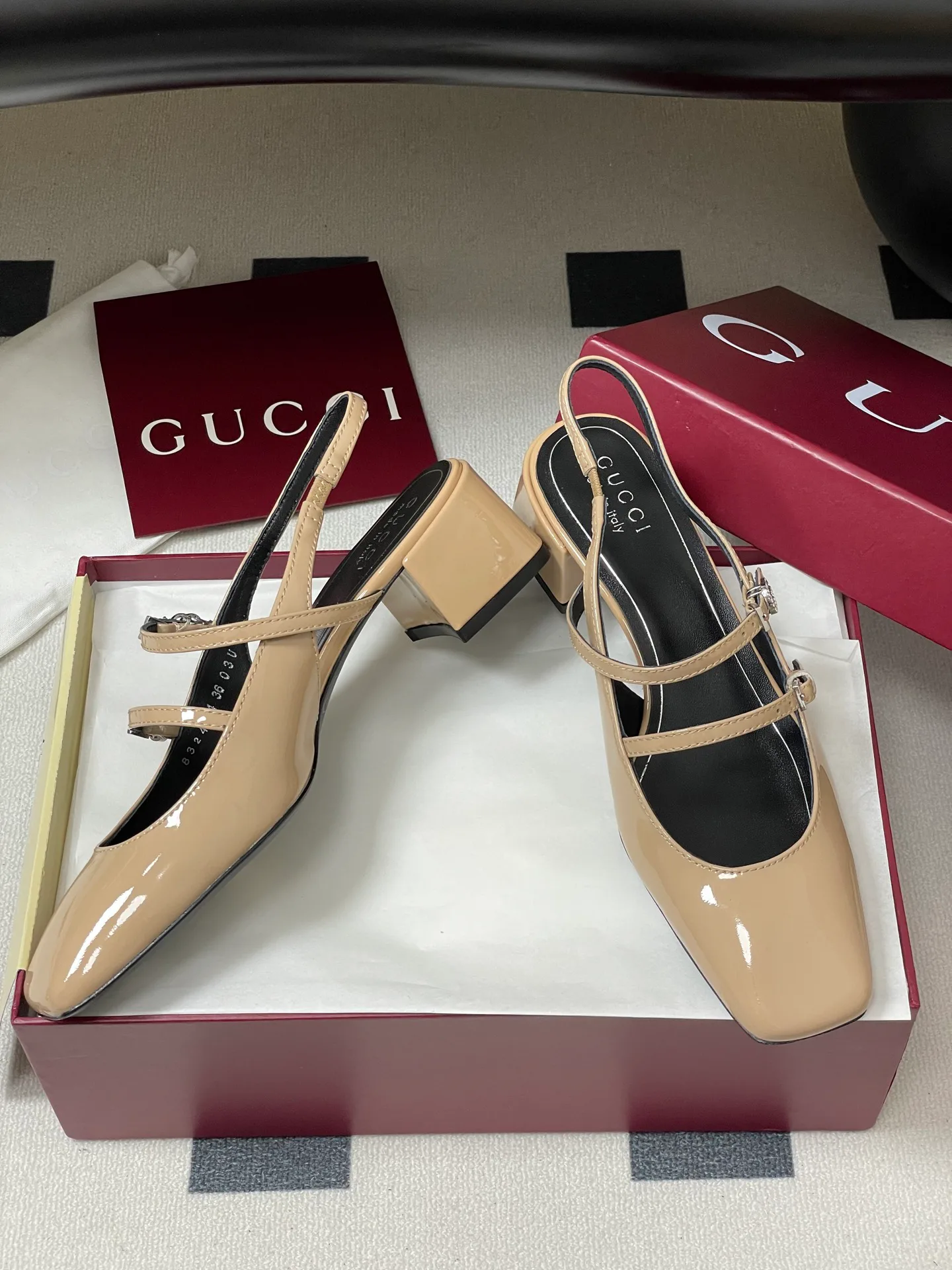Туфли Женские Gucci 492095