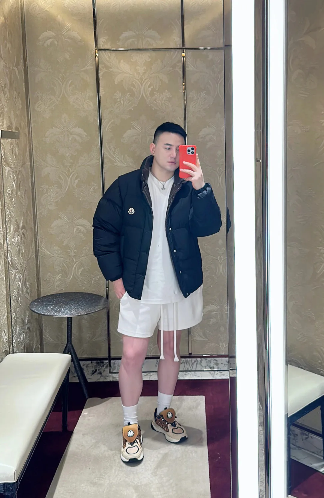 Куртки И Пуховики Мужские Moncler 723437