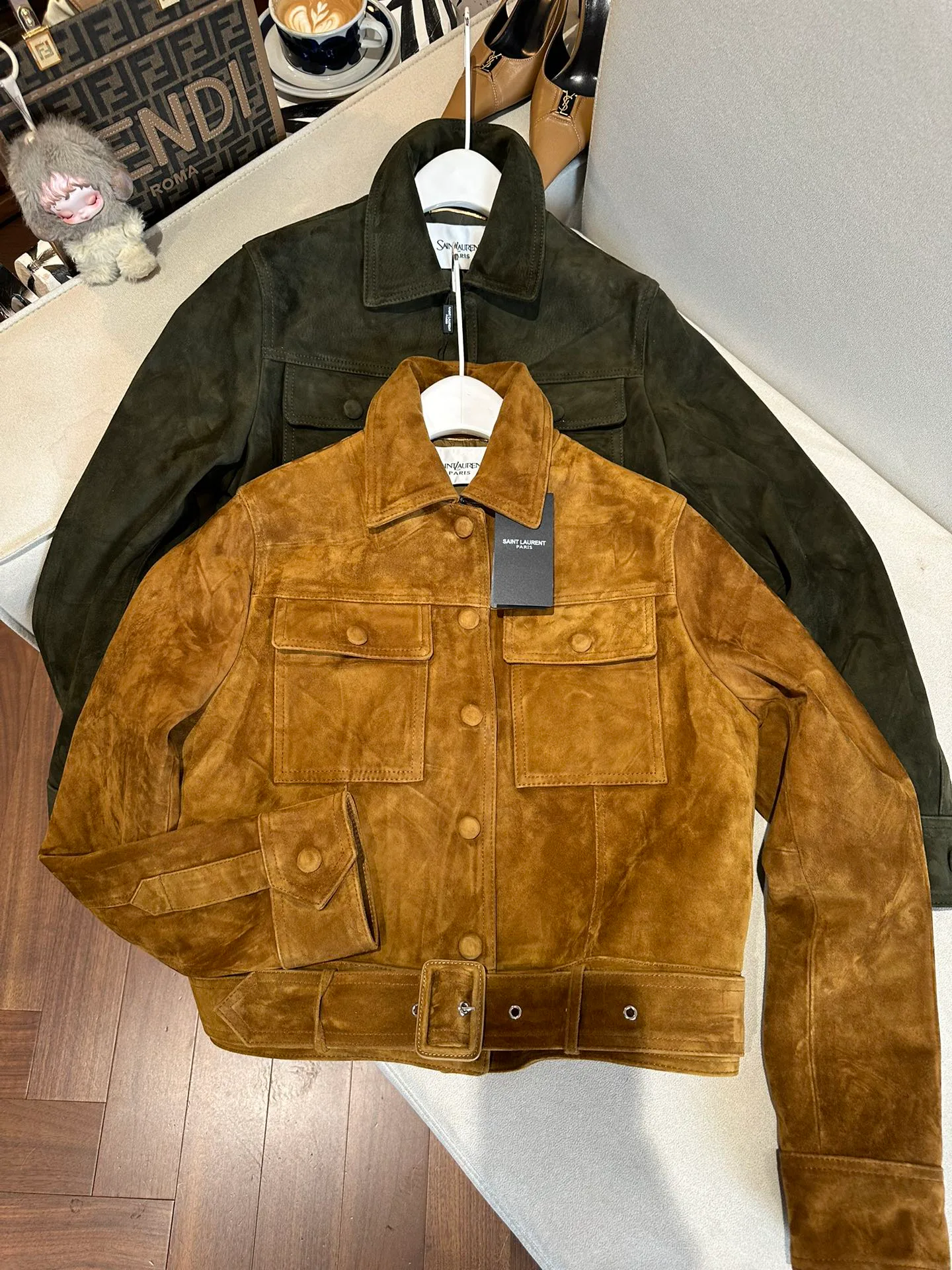 Кожаные Куртки И Дублёнки Женские Saint Laurent 5045574