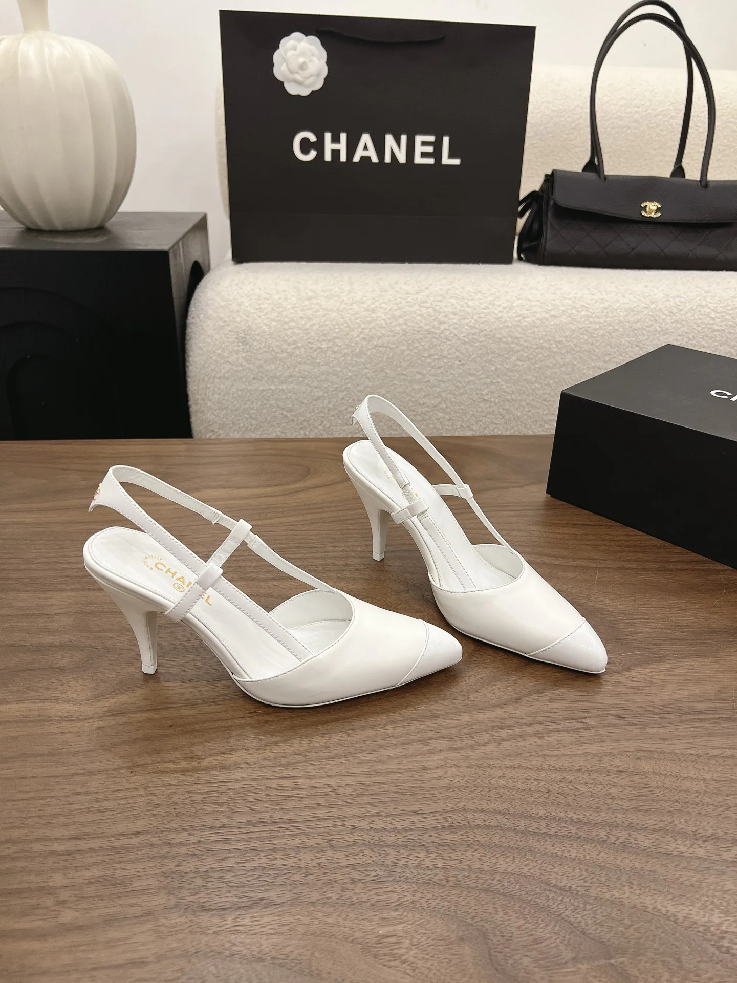 Туфли Женские Chanel 17582734