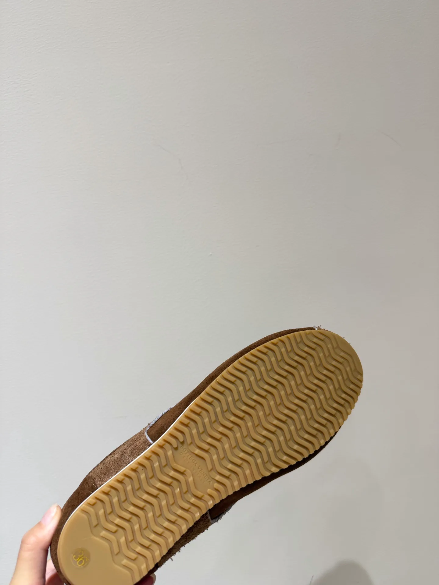 Кроссовки Женские Bottega Veneta 18594499