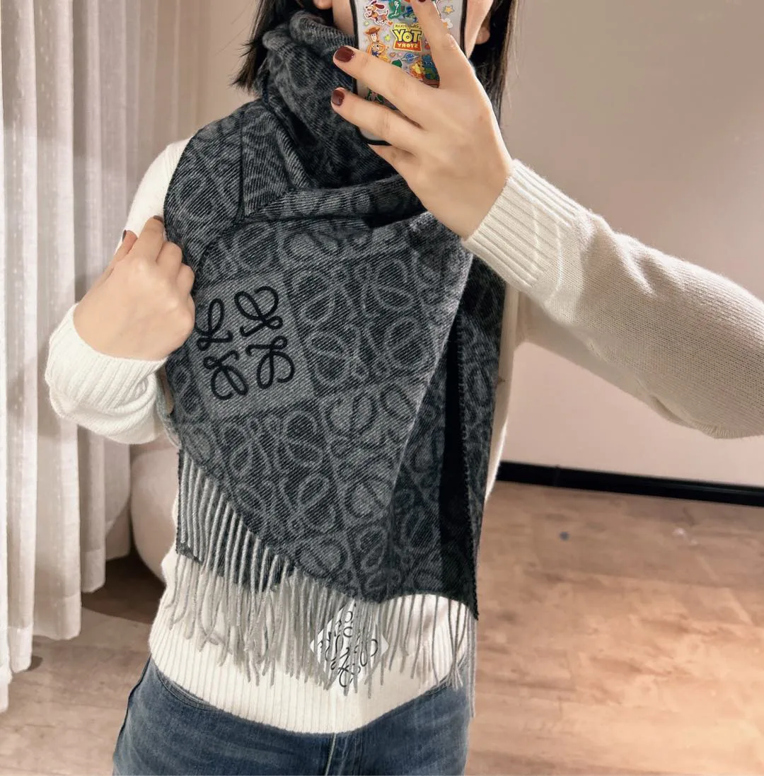 Шарфы Loewe 18141129