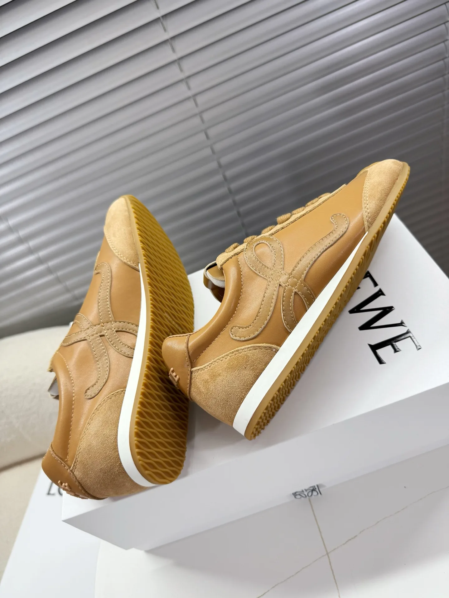 Кроссовки Женские Loewe 4019917