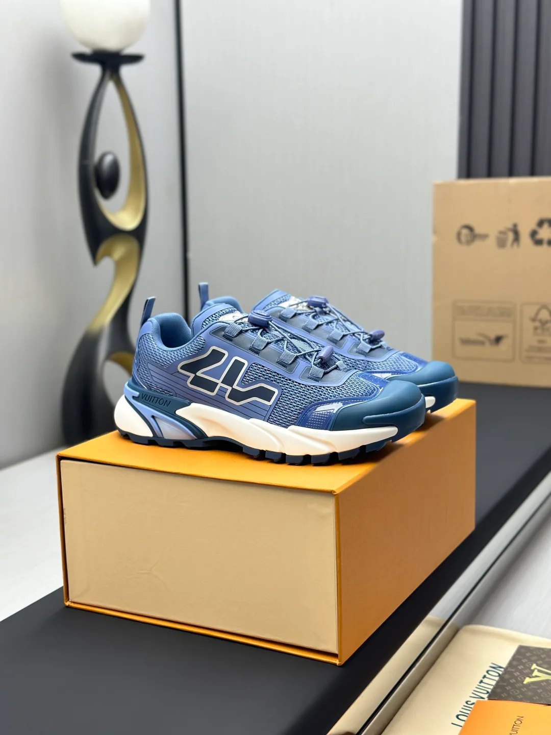 Кроссовки Мужские Louis Vuitton 153017