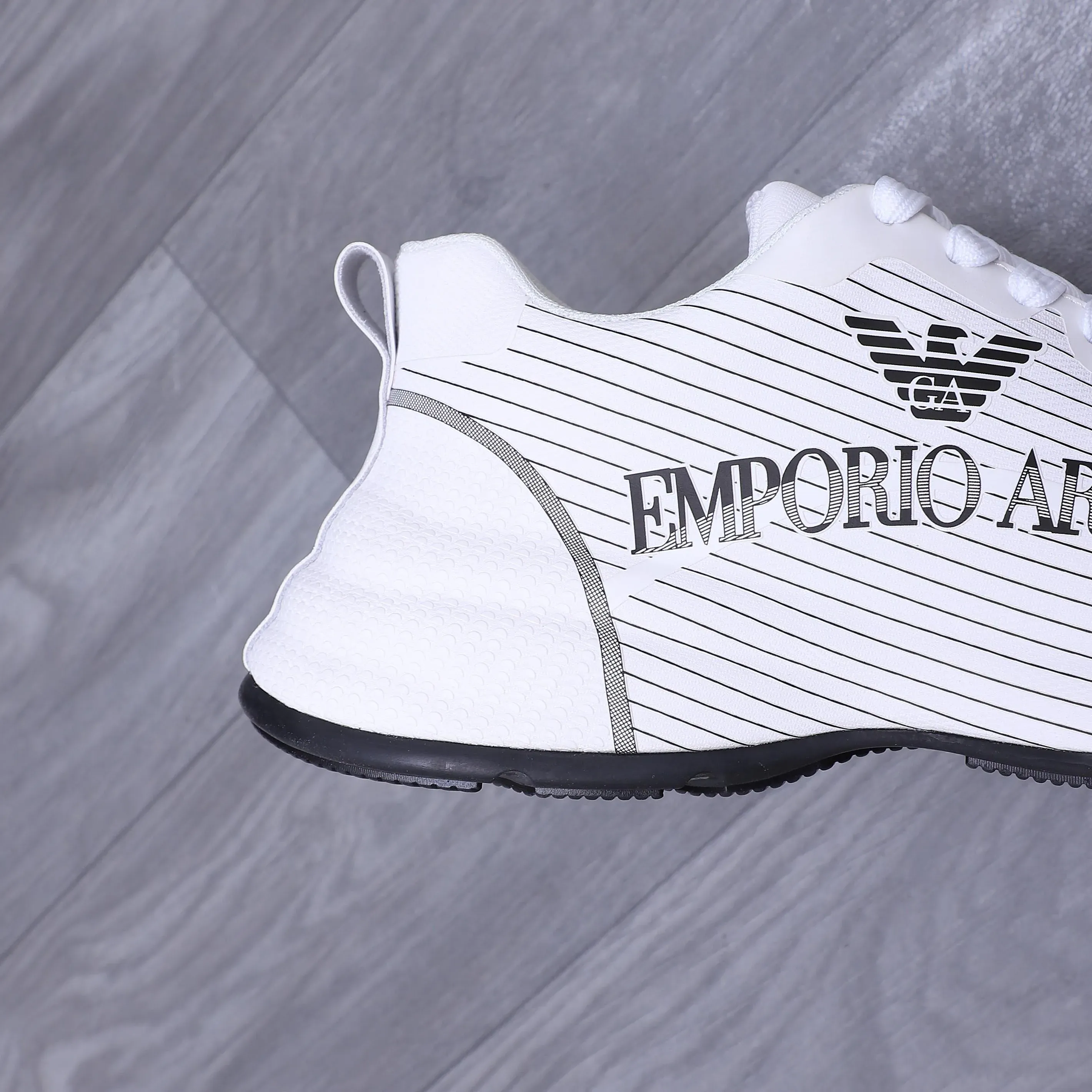 Кроссовки Женские Armani 1142407