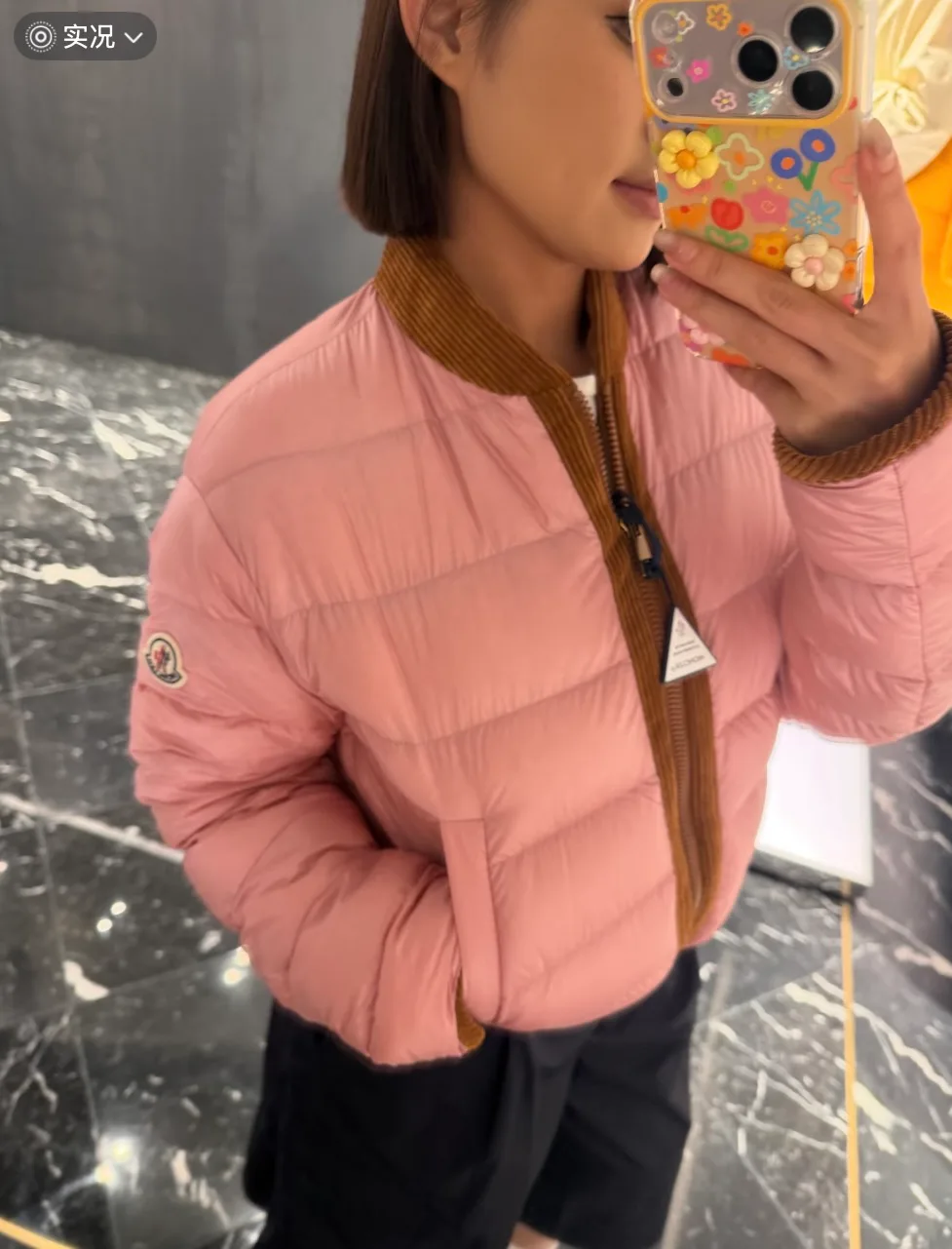 Куртки И Пуховики Женские Moncler 18542656