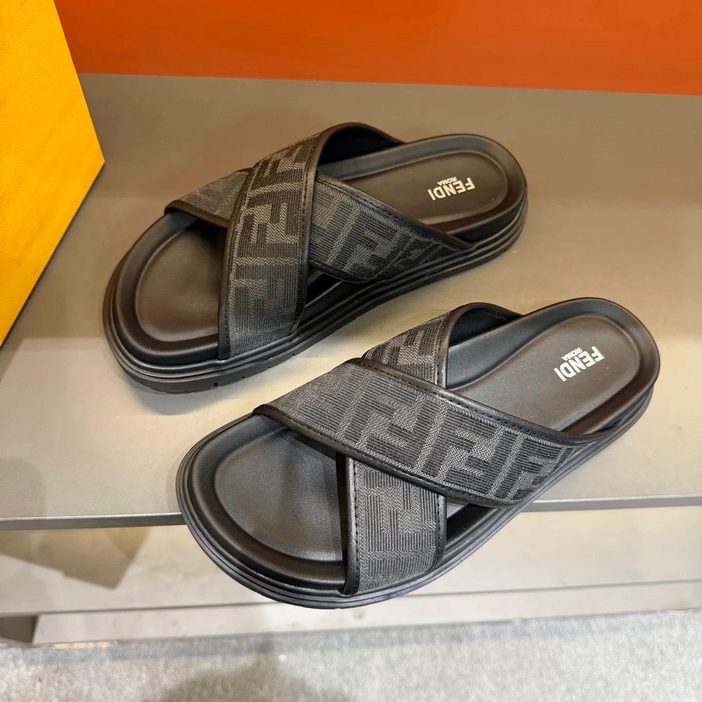 Сандалии Мужские Fendi 9737056