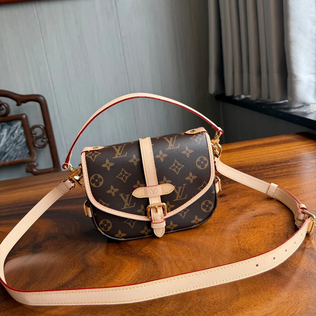 Сумки На Ремне Женские Louis Vuitton 724021