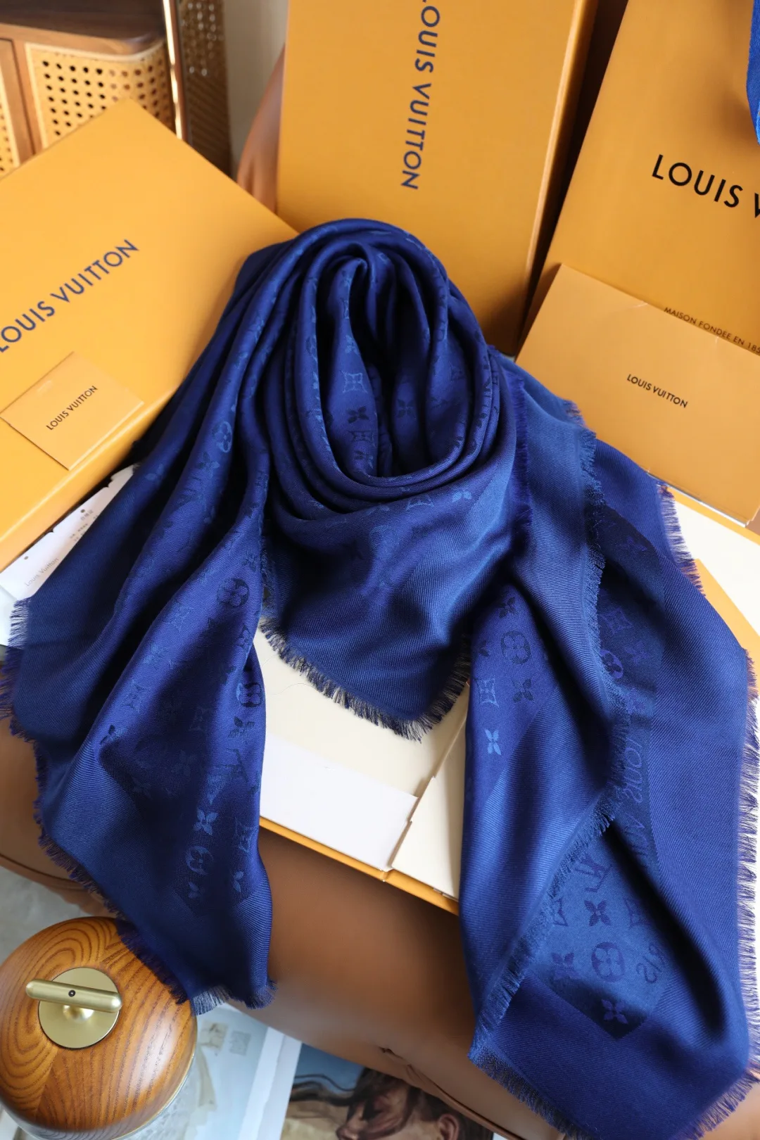 Шарфы Louis Vuitton 1431400
