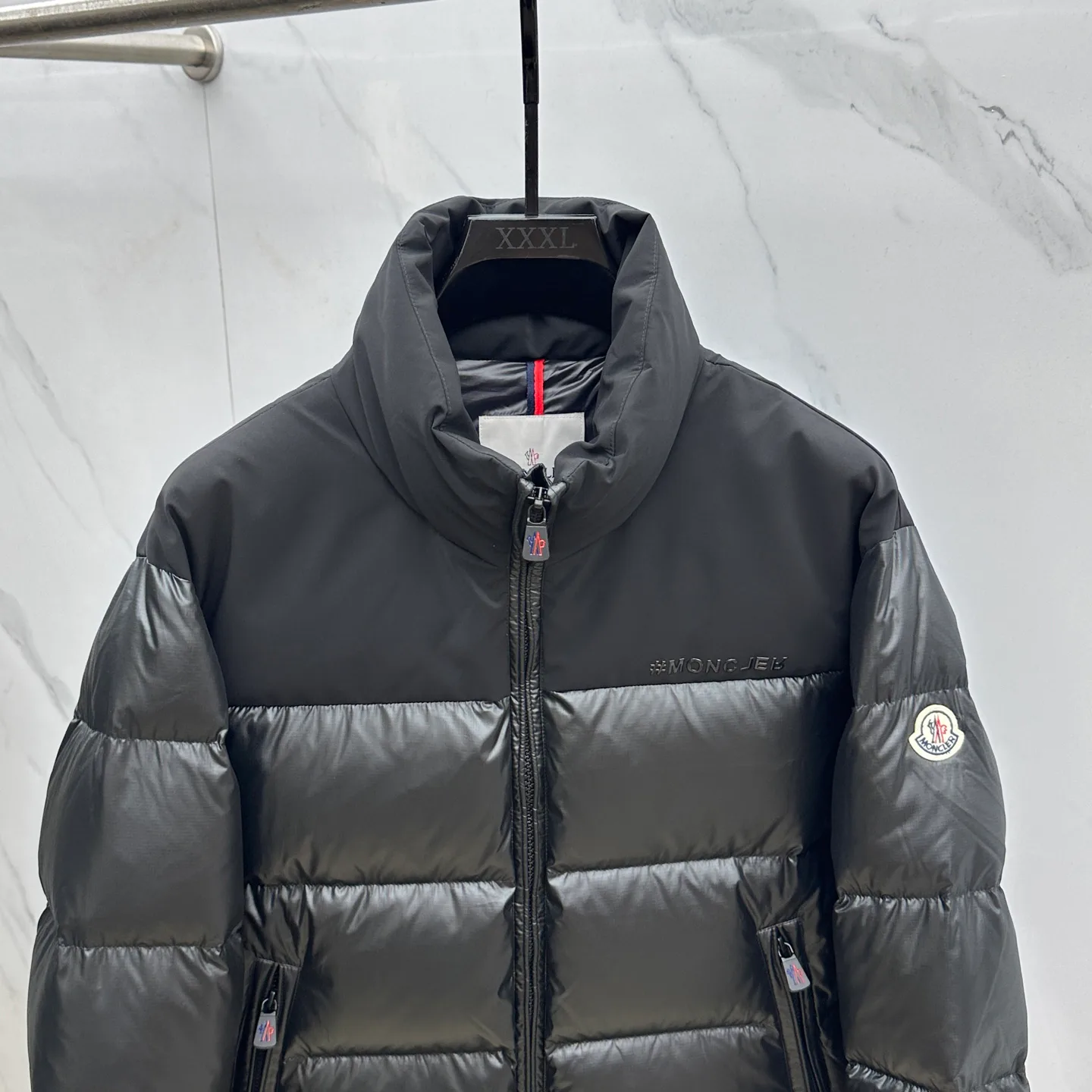 Куртки И Пуховики Мужские Moncler 2237561