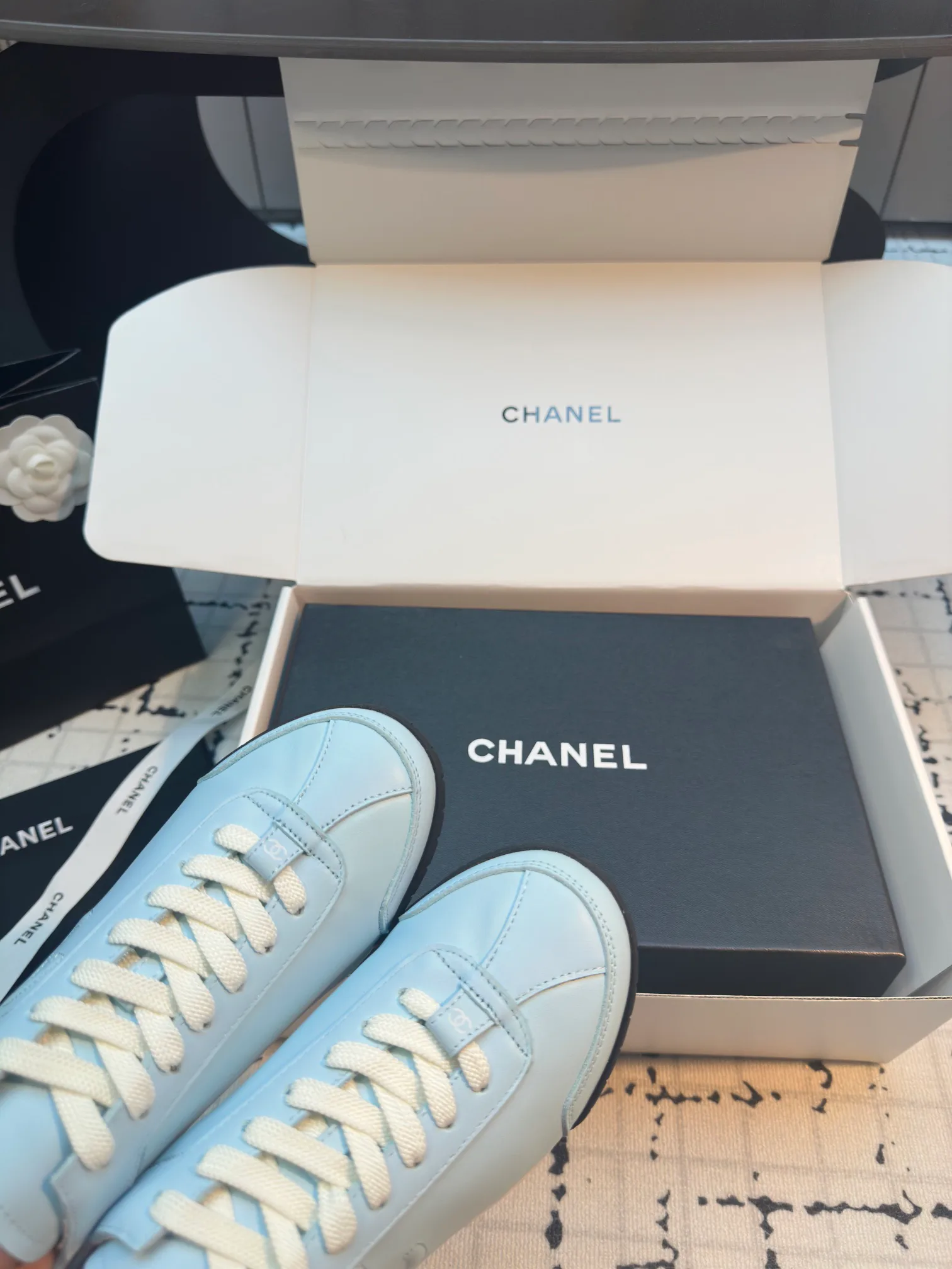 Кроссовки Женские Chanel 10468571