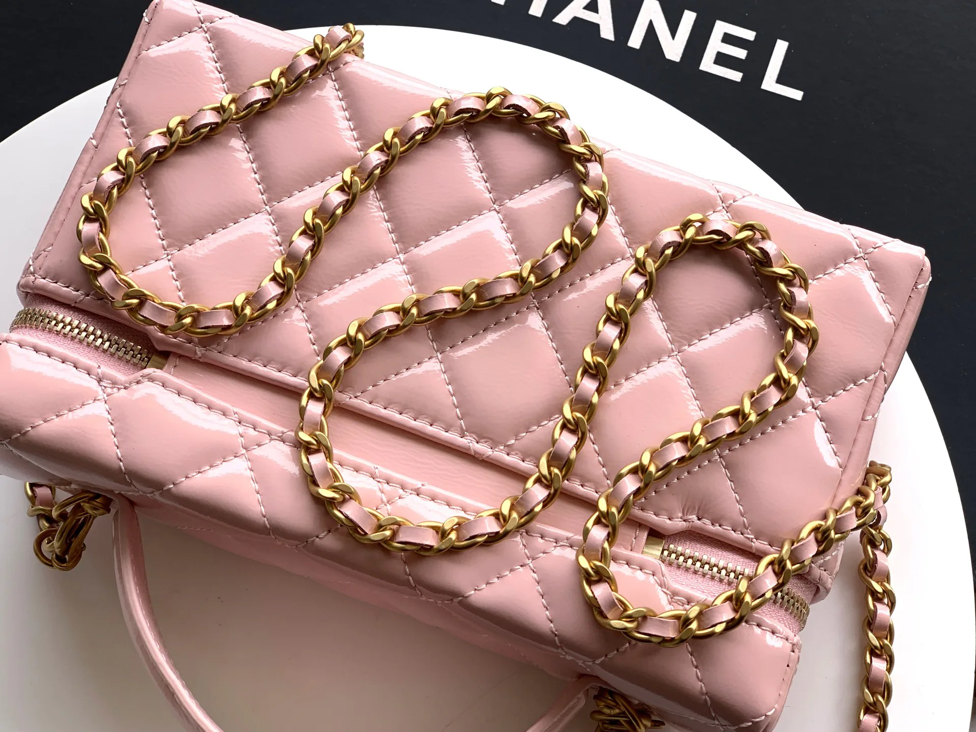 Классические Сумки Женские Chanel 12779047