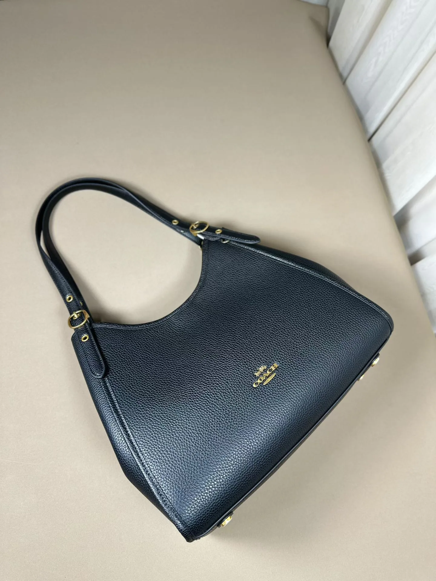 Классические Сумки Женские Coach 12669105