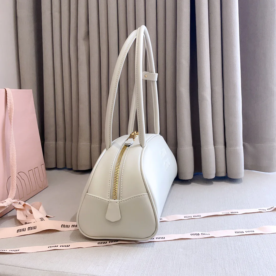 Классические Сумки Женские Miu Miu 11001575