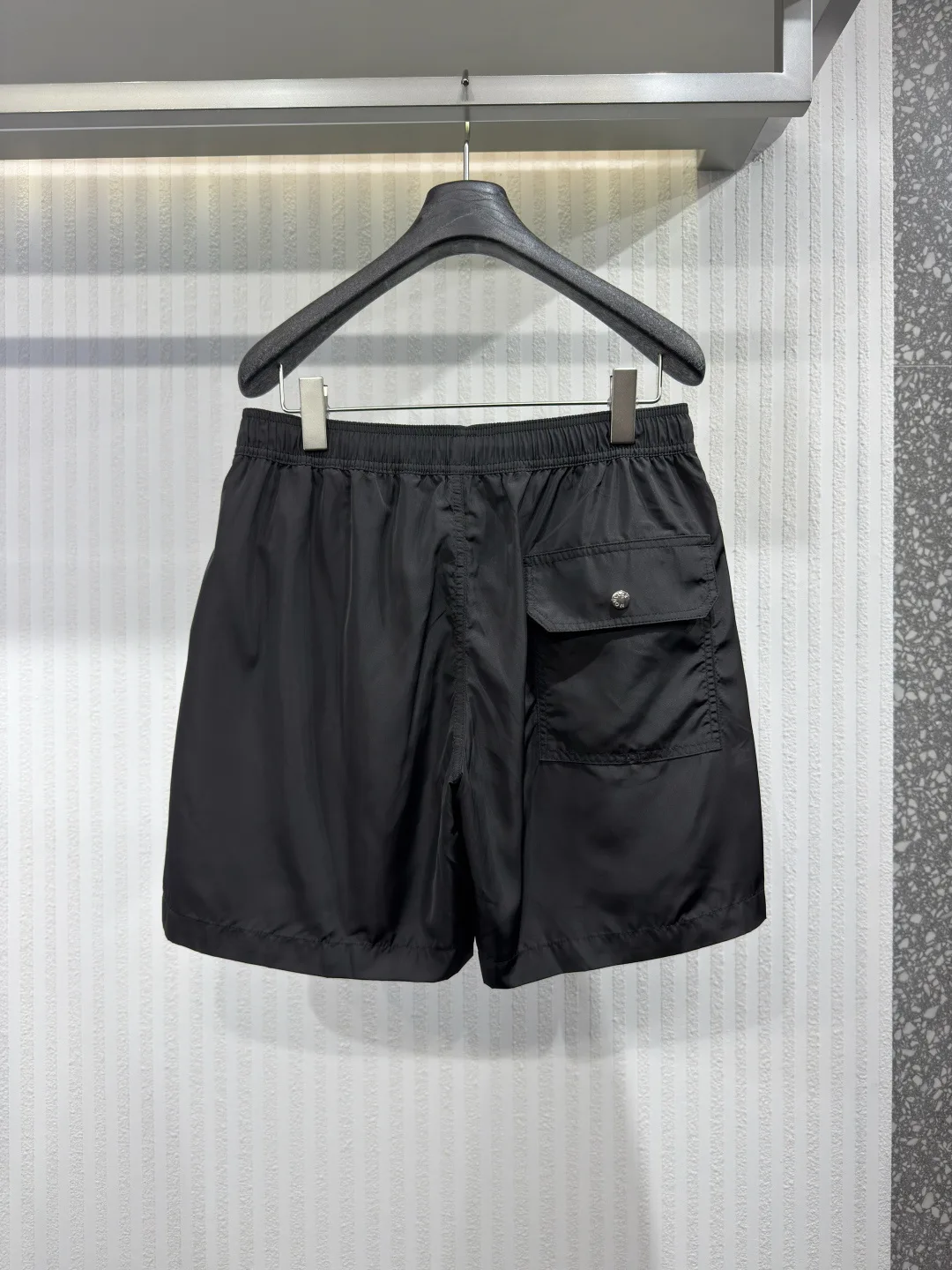 Куртки И Пуховики Мужские Moncler 13253159