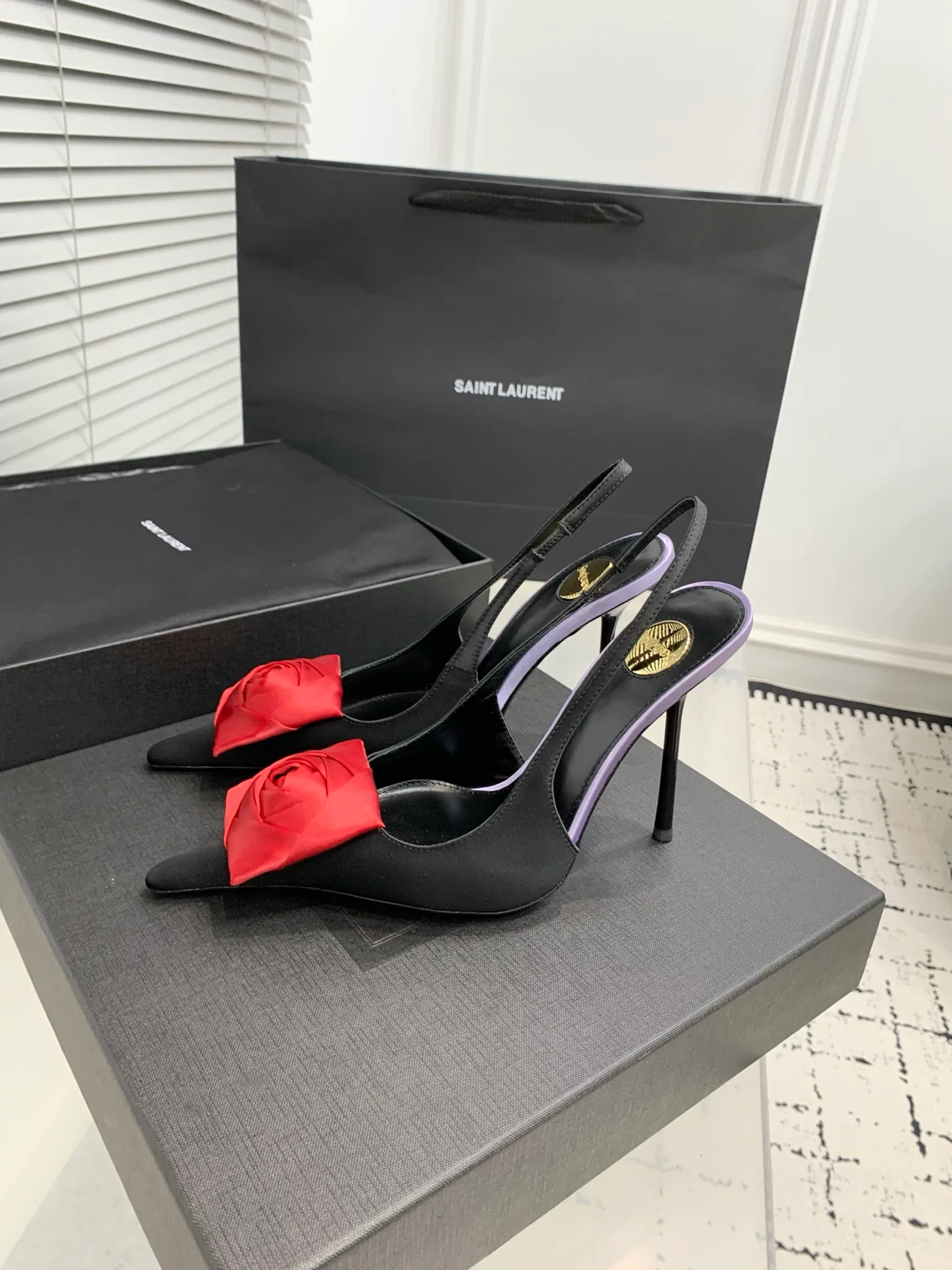 Туфли Женские Saint Laurent 355738