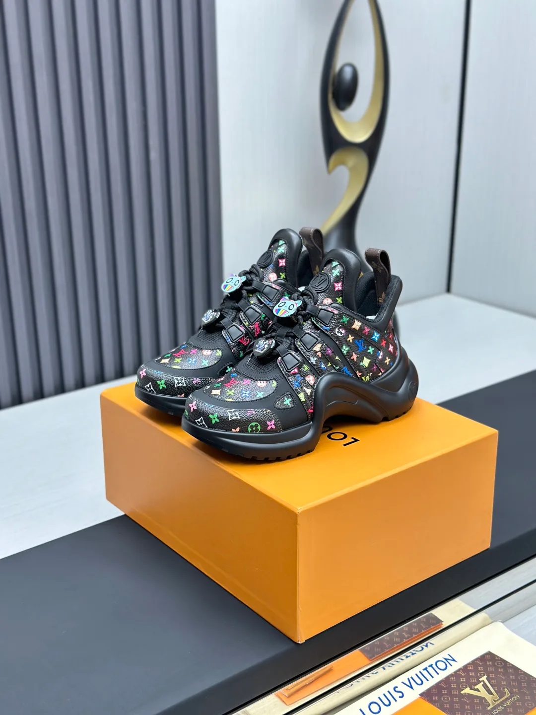 Кроссовки Женские Louis Vuitton 31129