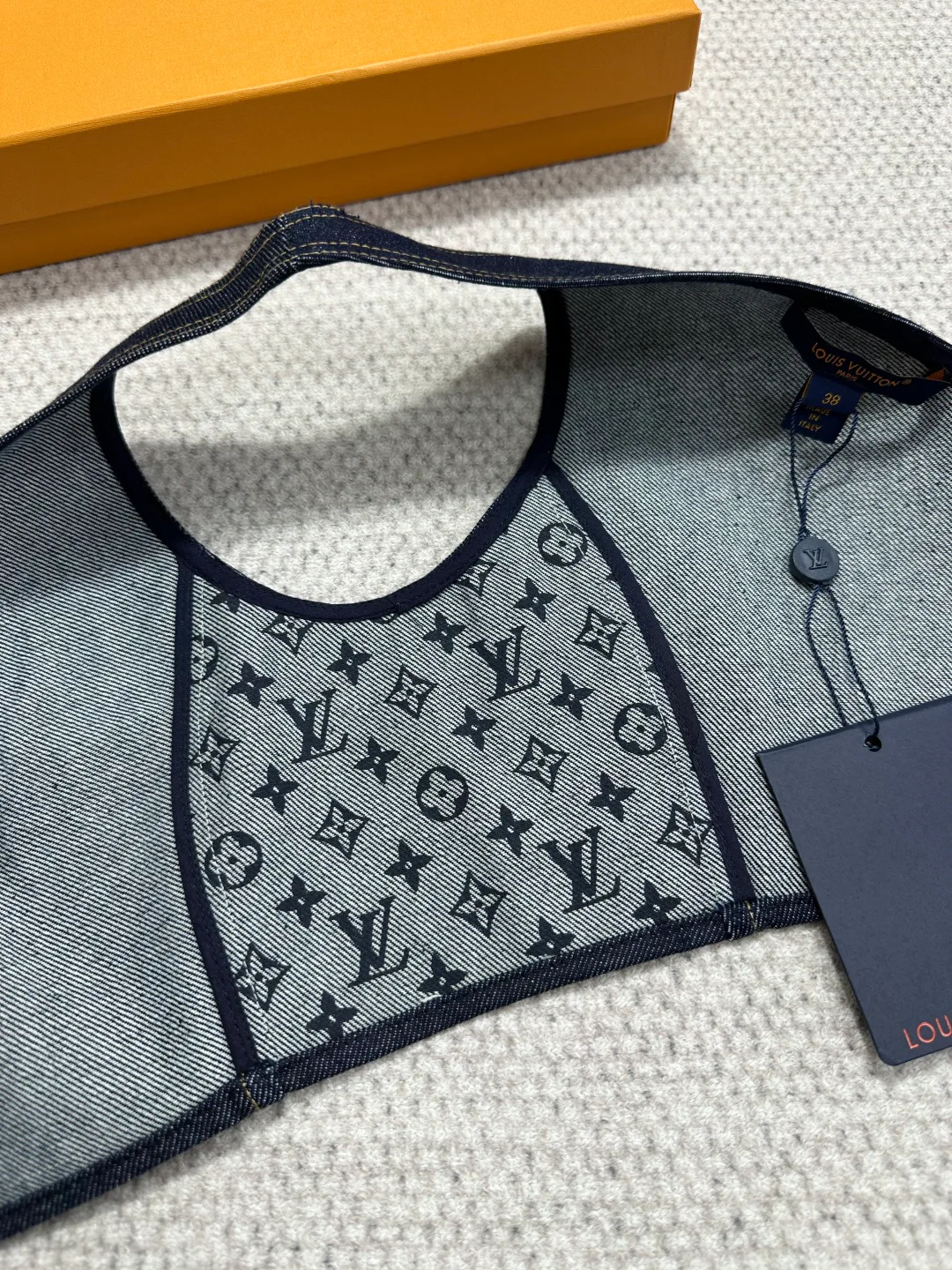 Жилеты Женские Louis Vuitton 12298470