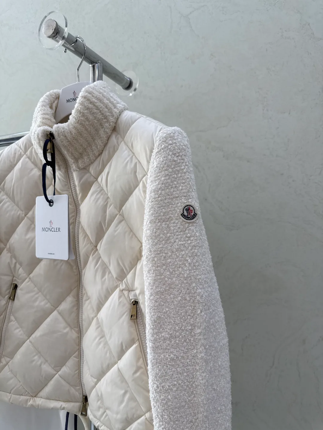 Куртки И Пуховики Женские Moncler 18539124