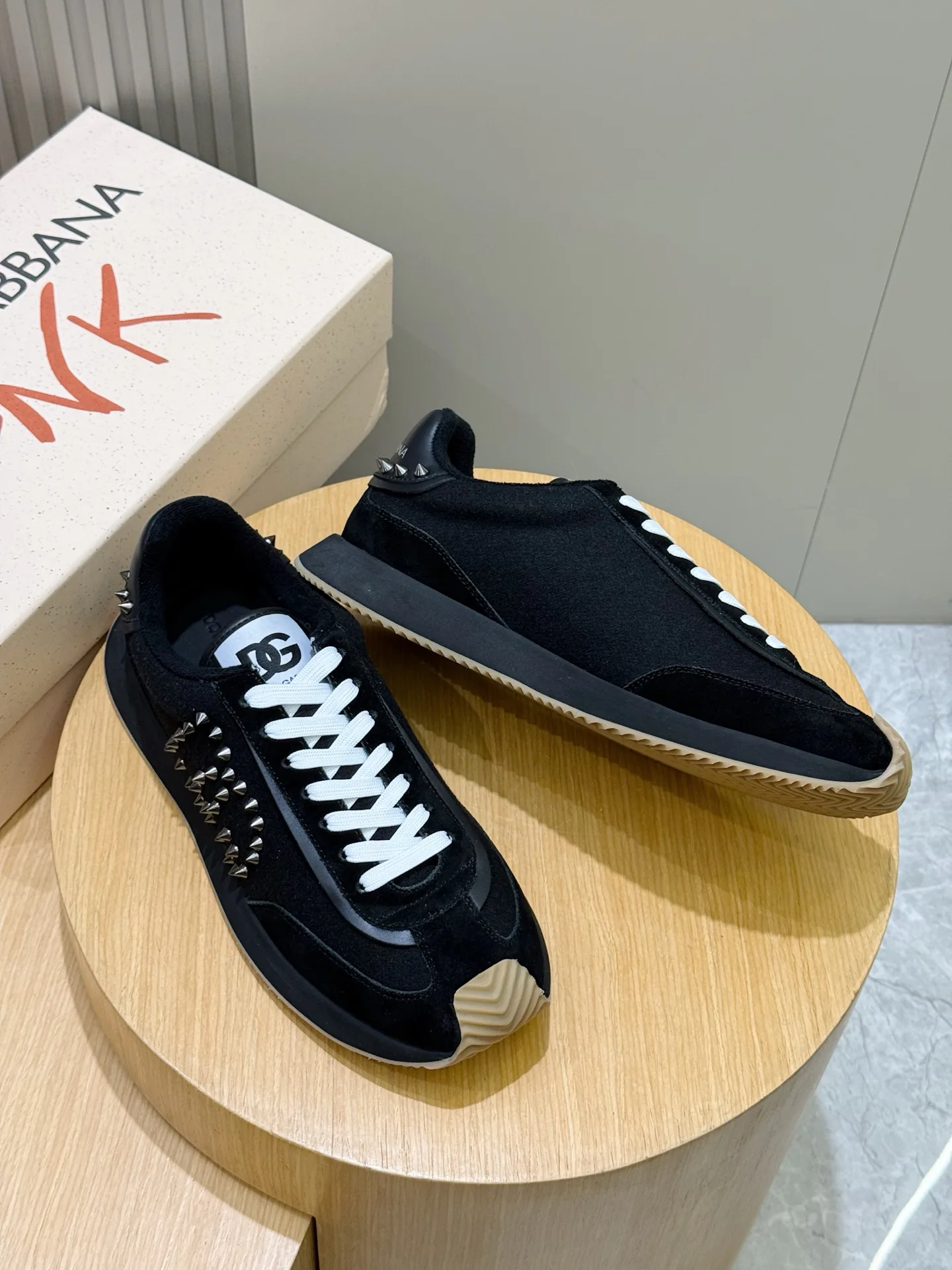 Кроссовки Женские Dolce & Gabbana 386600