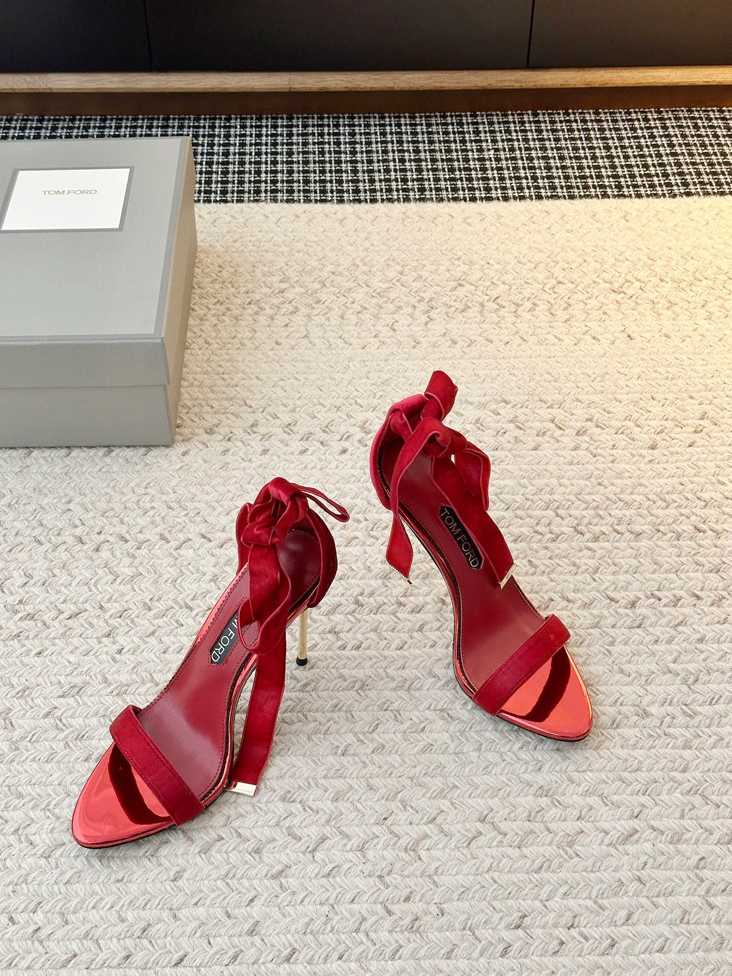 Босоножки Женские Tom Ford 11416252