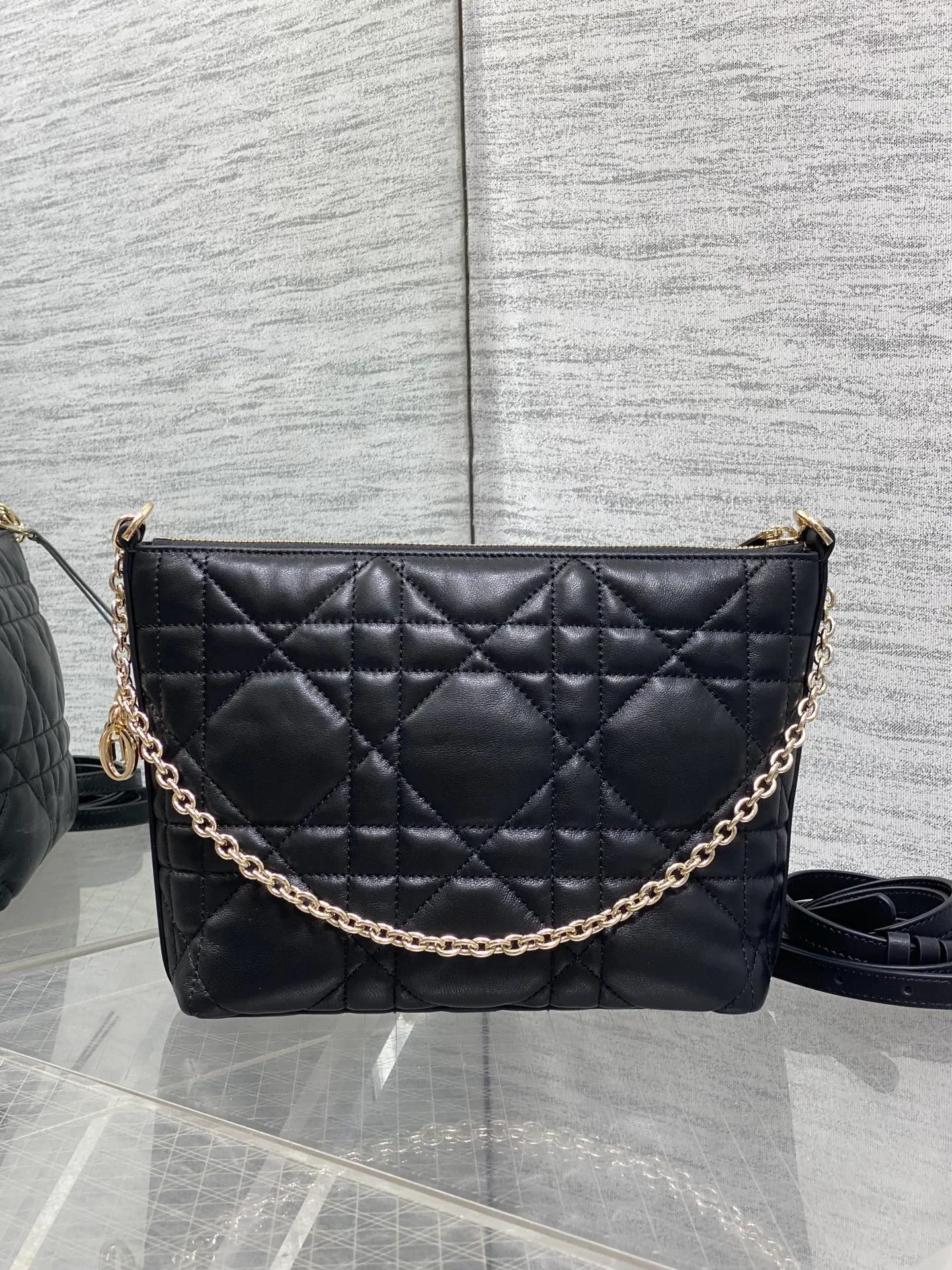 Классические Сумки Женские Christian Dior 17629541