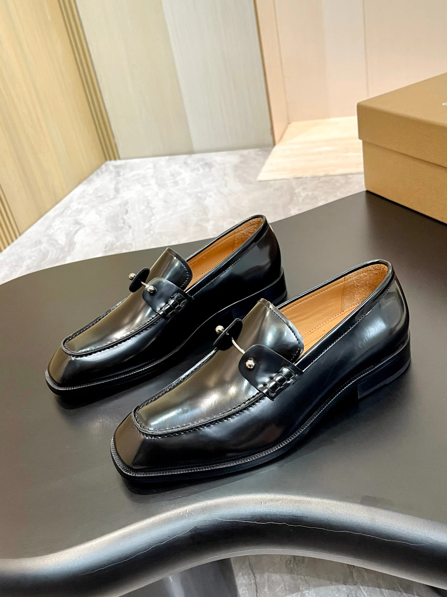 Лоферы И Туфли Мужские Christian Louboutin 18119127