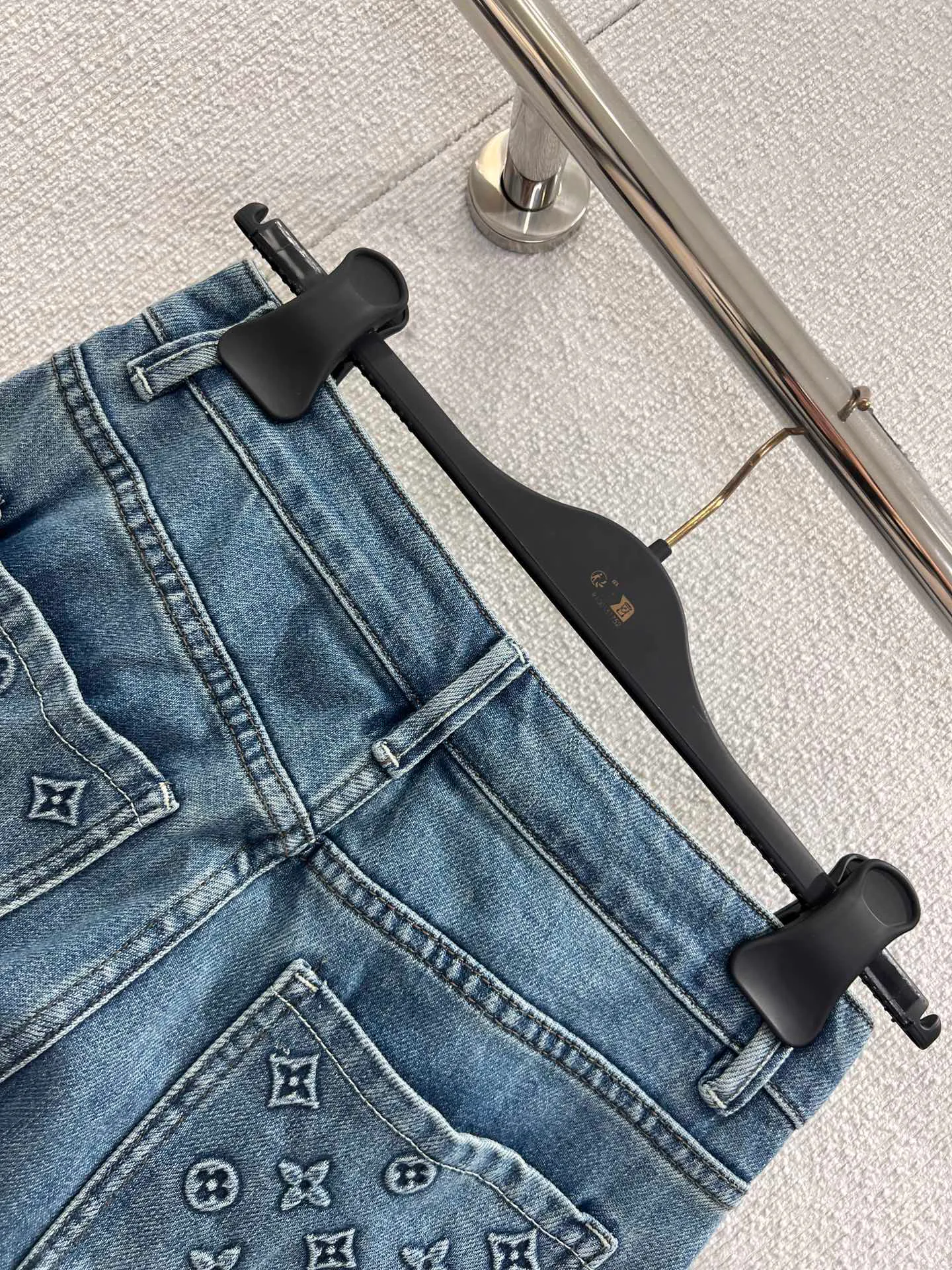 Джинсы Женские Louis Vuitton 1217591