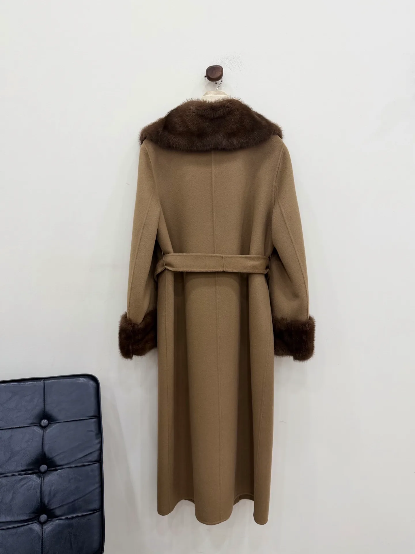 Пальто Женские Loro Piana 18326258