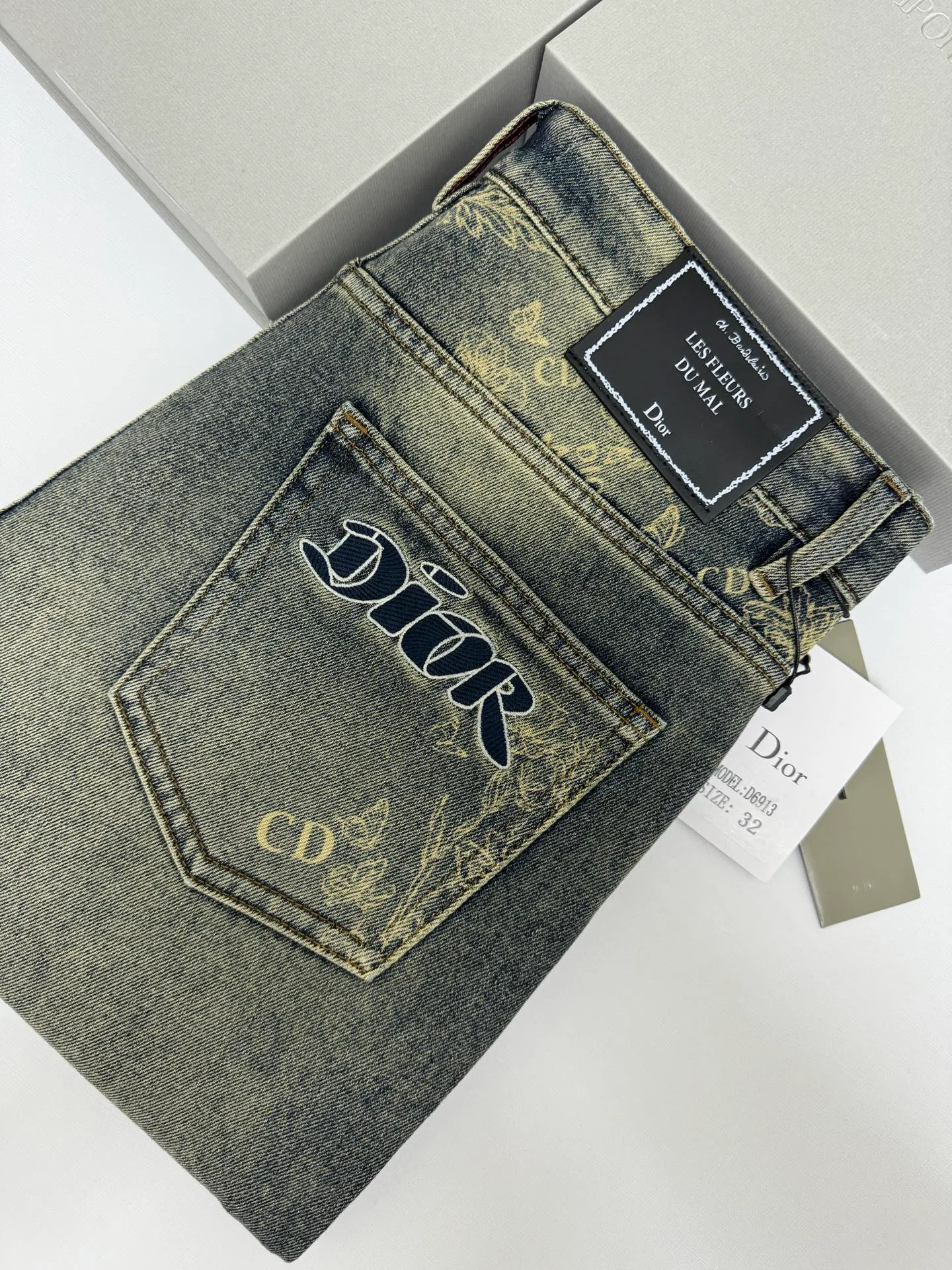 Джинсы Мужские Christian Dior 17235426