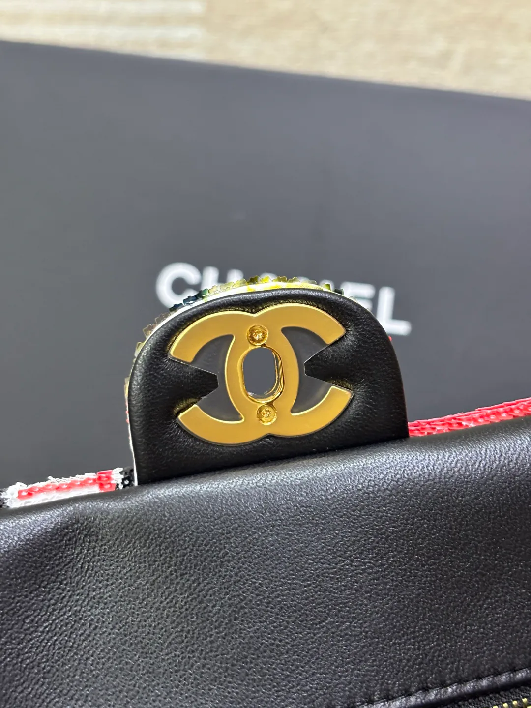Классические Сумки Женские Chanel 18127279