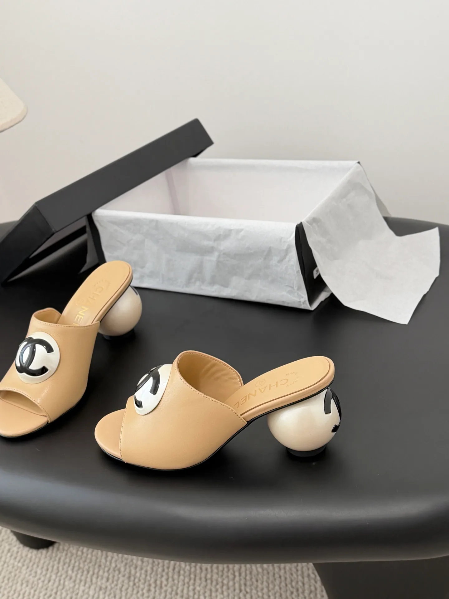 Босоножки Женские Chanel 10997488