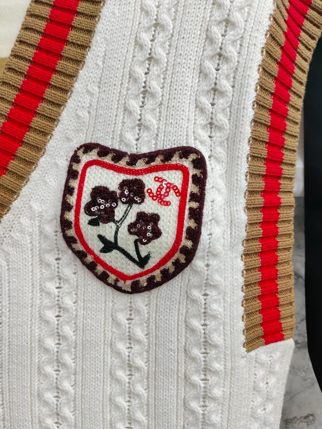 Жилеты Женские Chanel 9859183