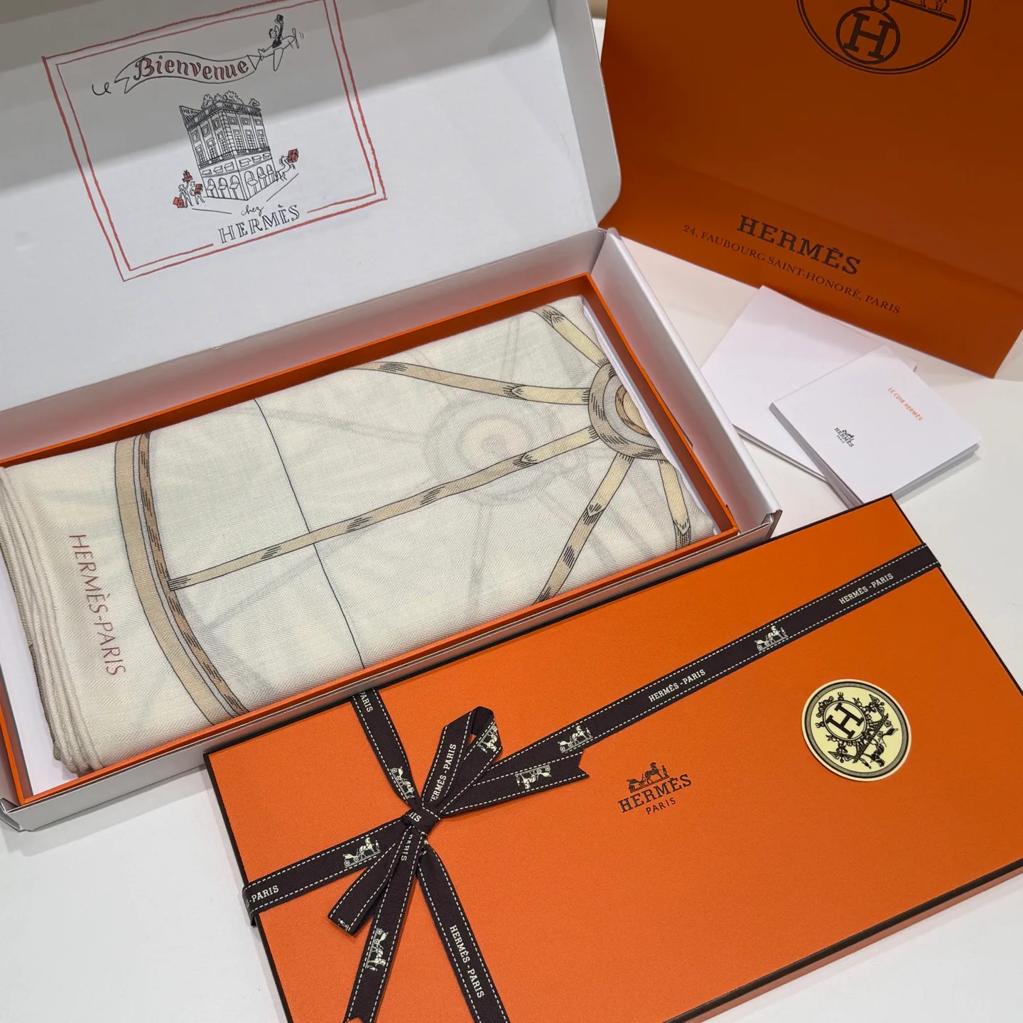 Платки Hermes 18623651