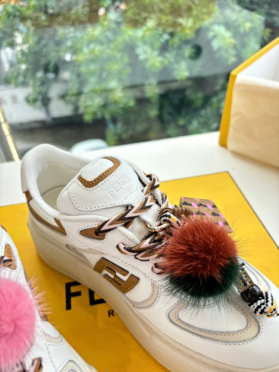 Кроссовки Женские Fendi 80831