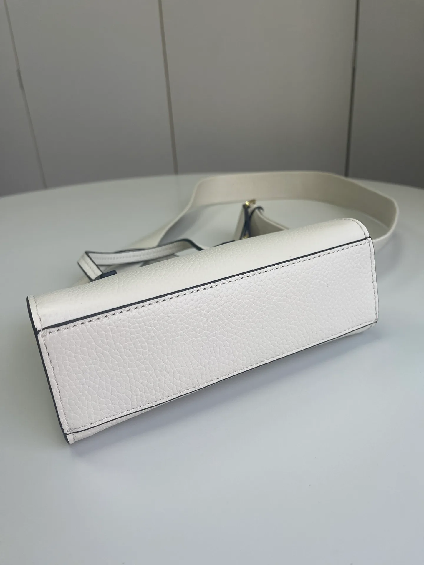 Сумки На Ремне Женские Tory Burch 22895