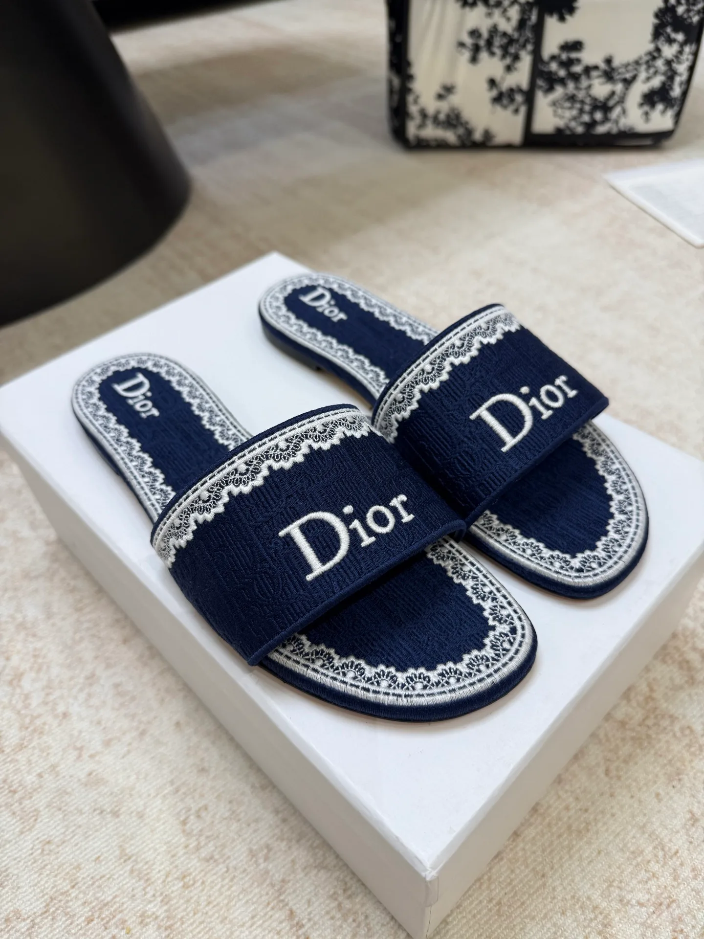 Шлепанцы Женские Christian Dior 11756608