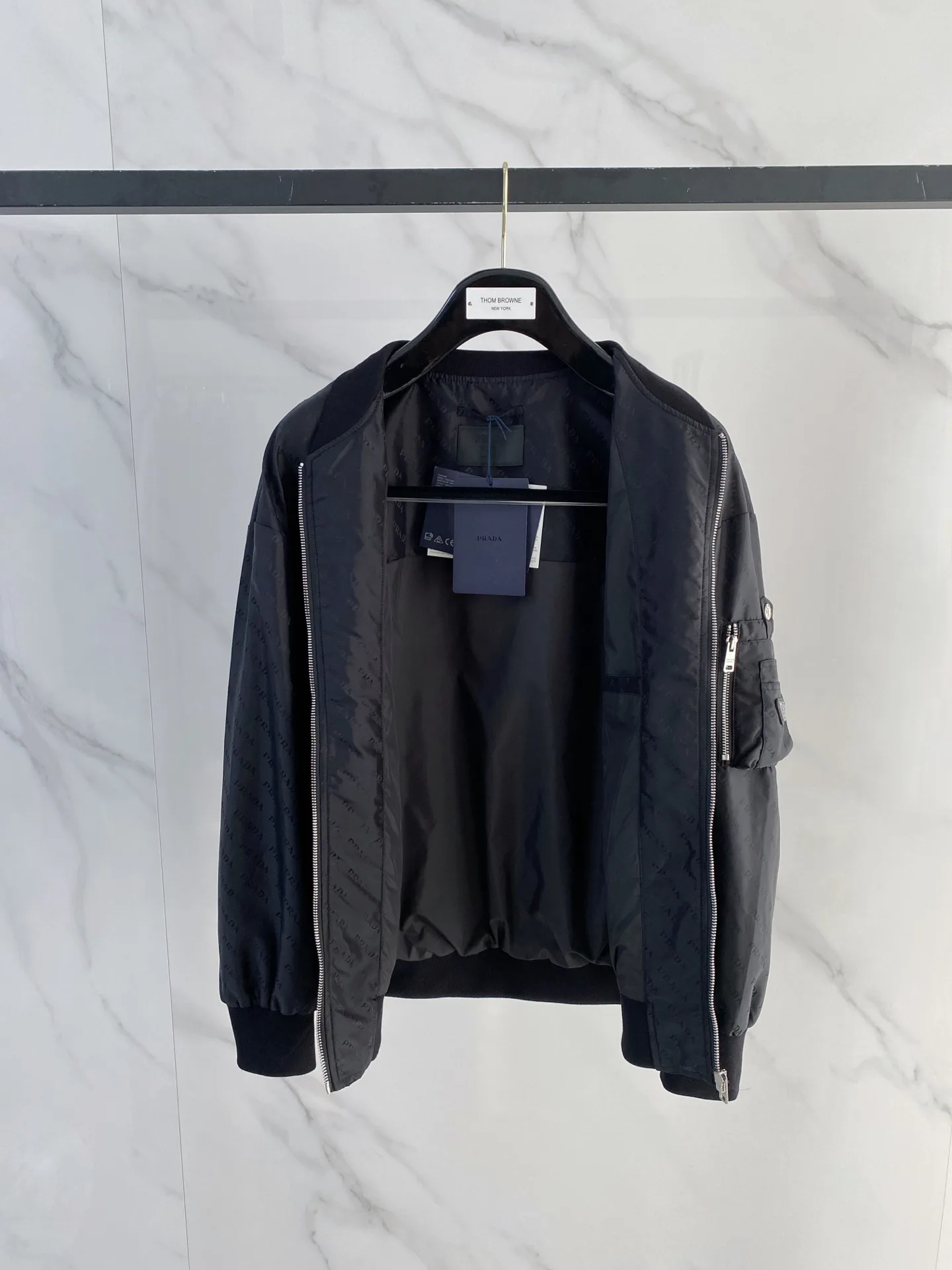 Куртки И Пуховики Мужские Prada 11664840