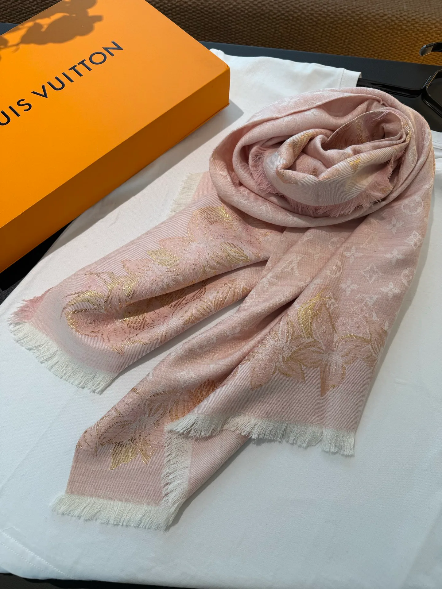 Шарфы Louis Vuitton 1664788