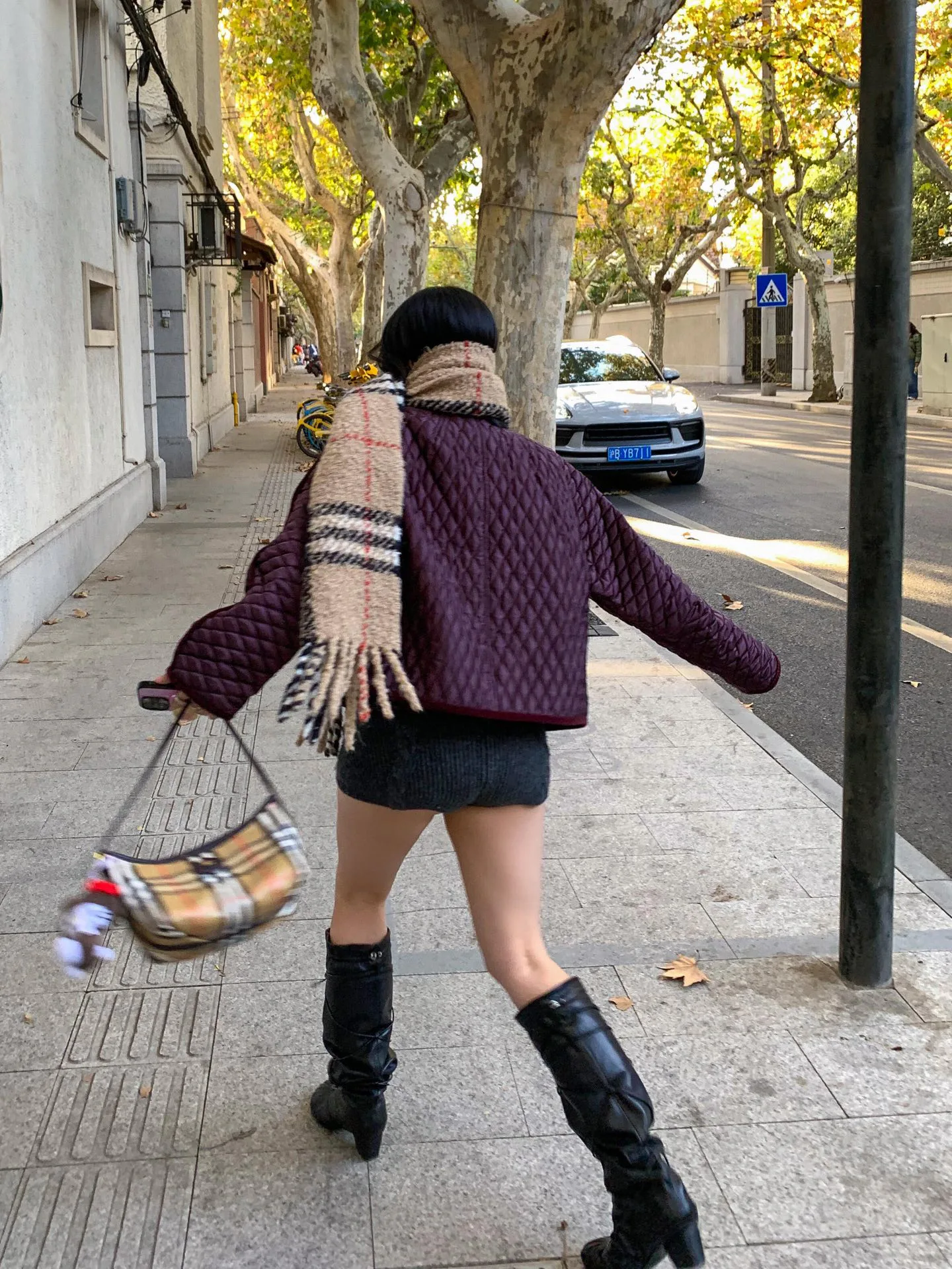 Куртки И Пуховики Женские Burberry 403086