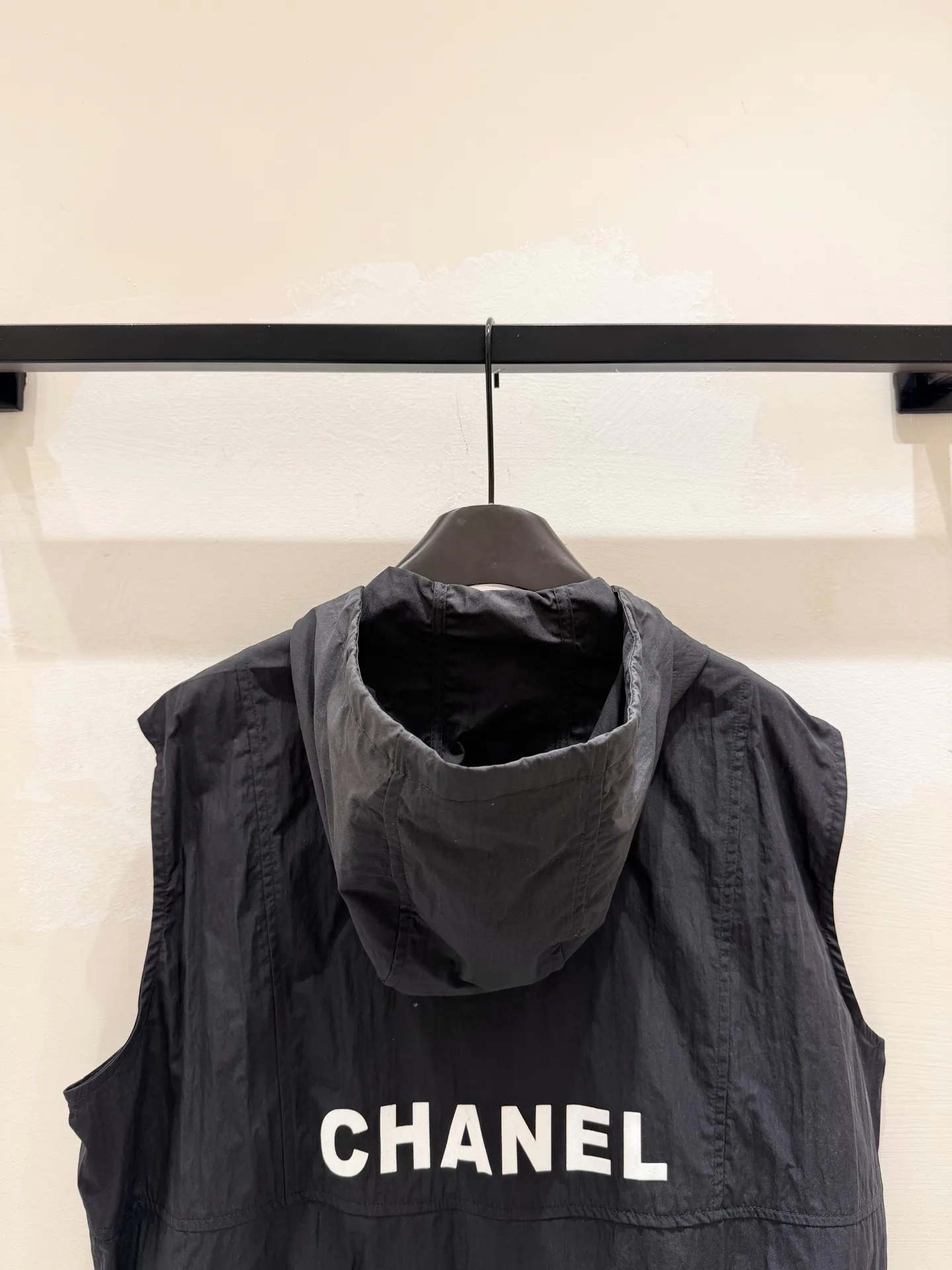 Жилеты Женские Chanel 11698764