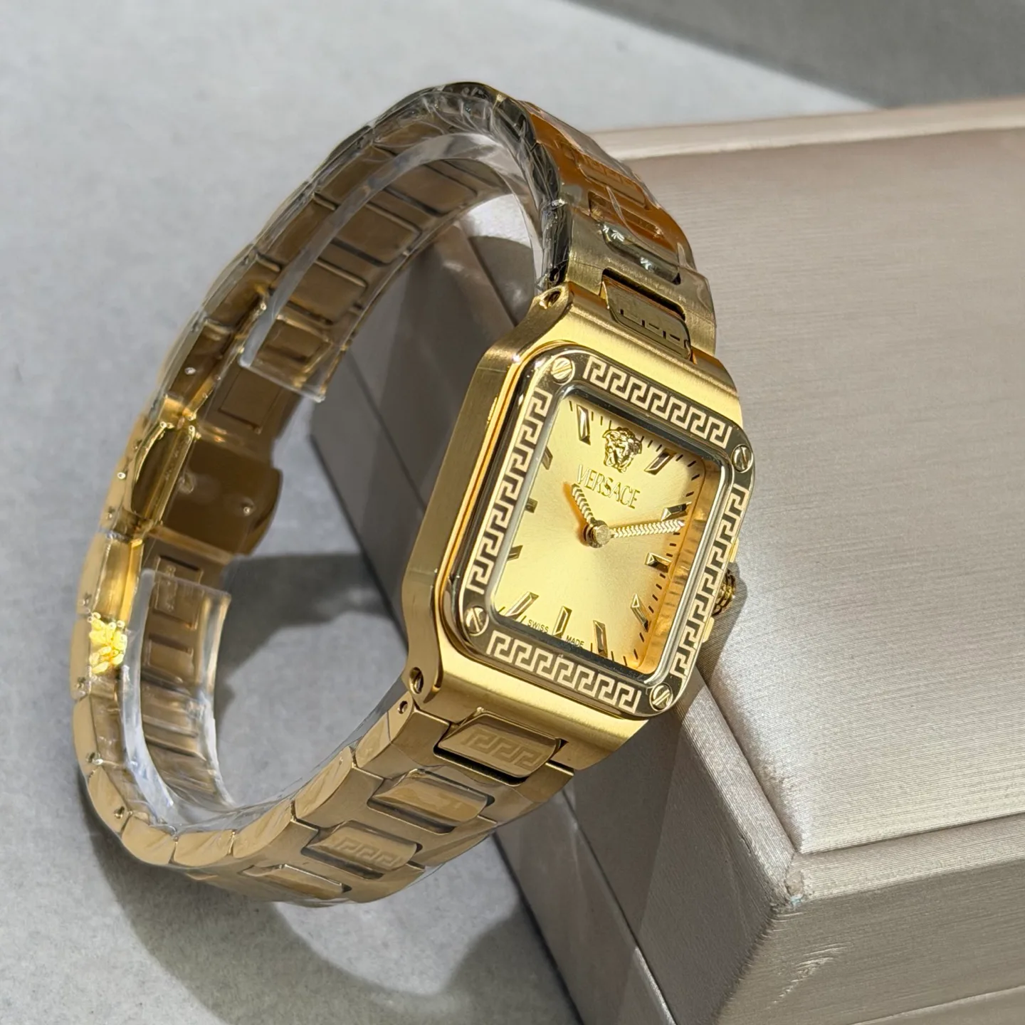 Часы Женские Versace 17813609