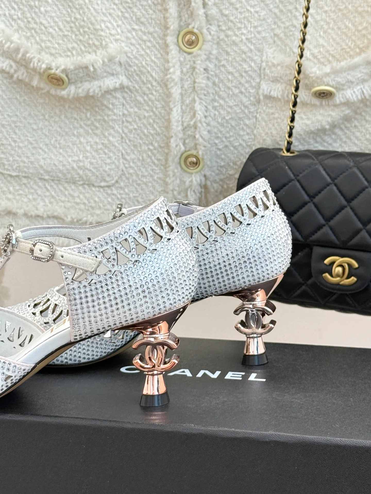 Босоножки Женские Chanel 17425317