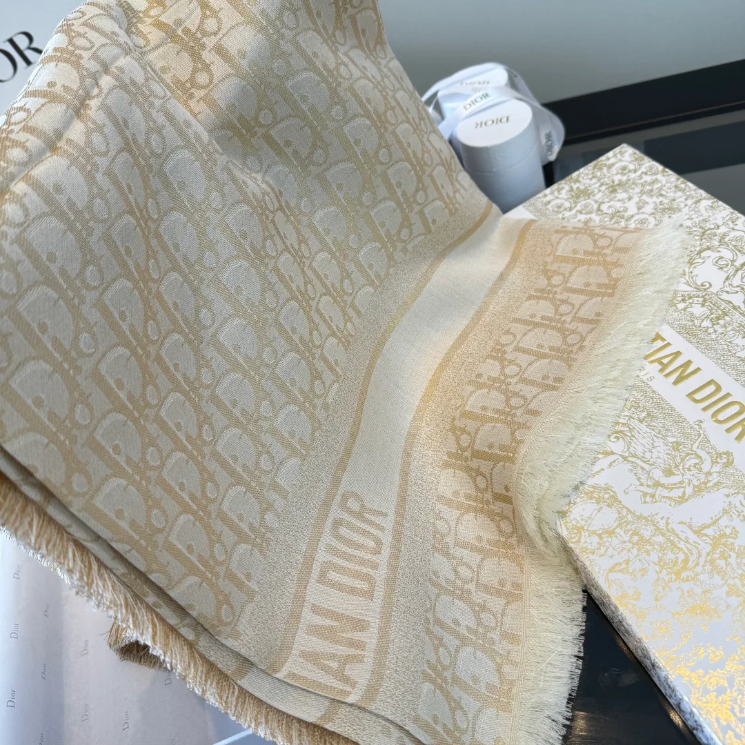 Шарфы Christian Dior 17827485