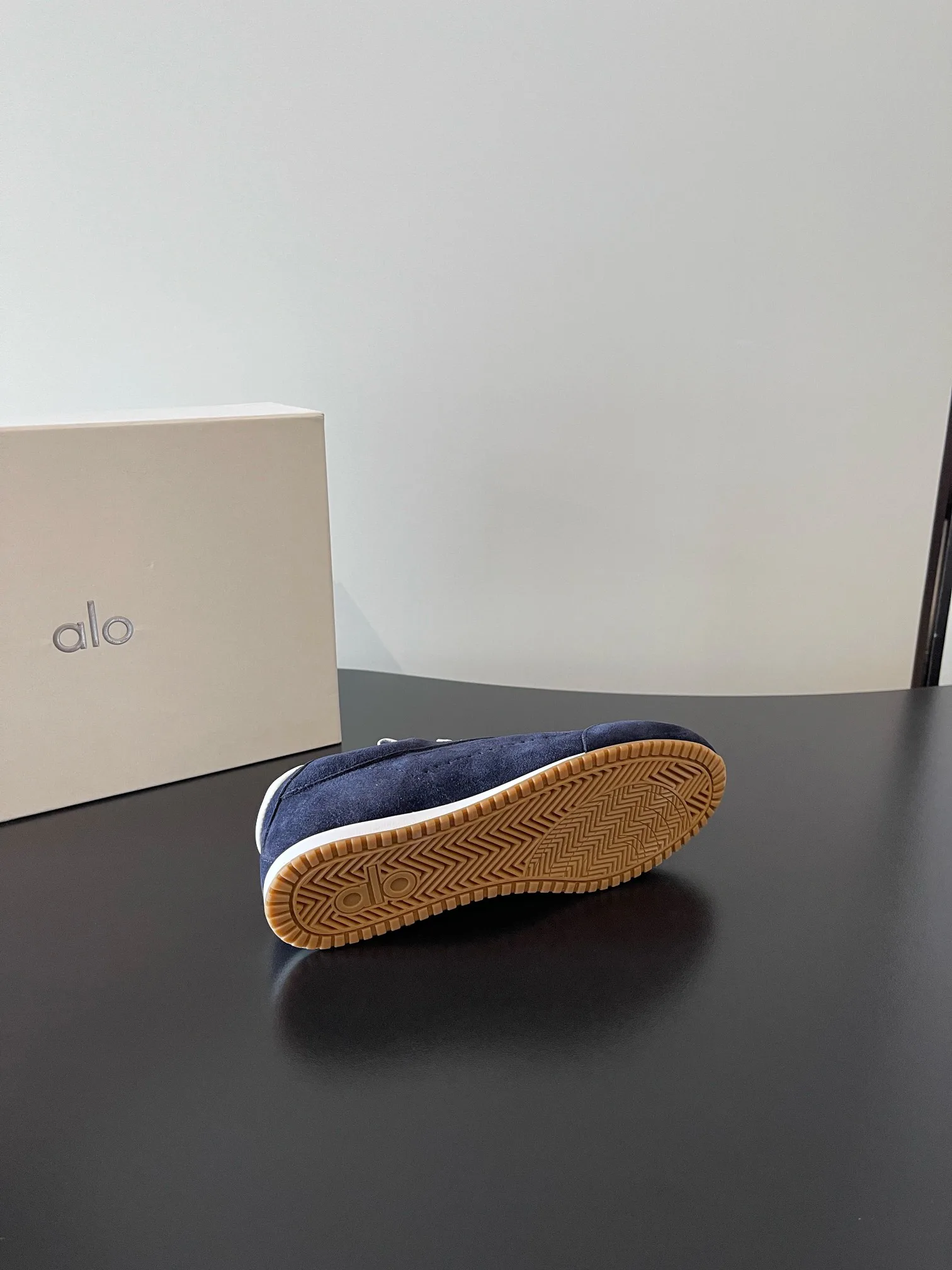 Кроссовки Женские Miu Miu 1523260