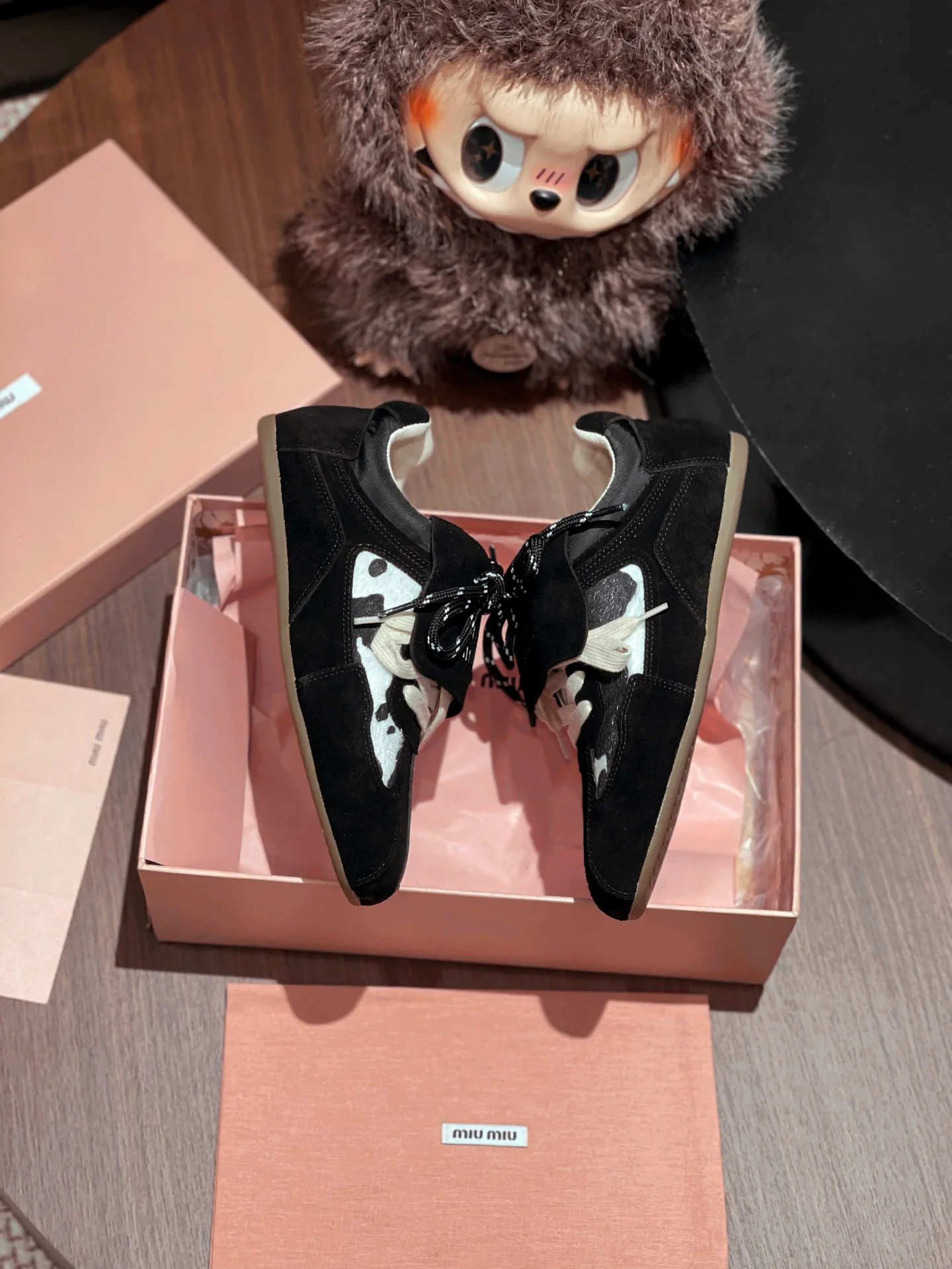 Кроссовки Женские Miu Miu 24339