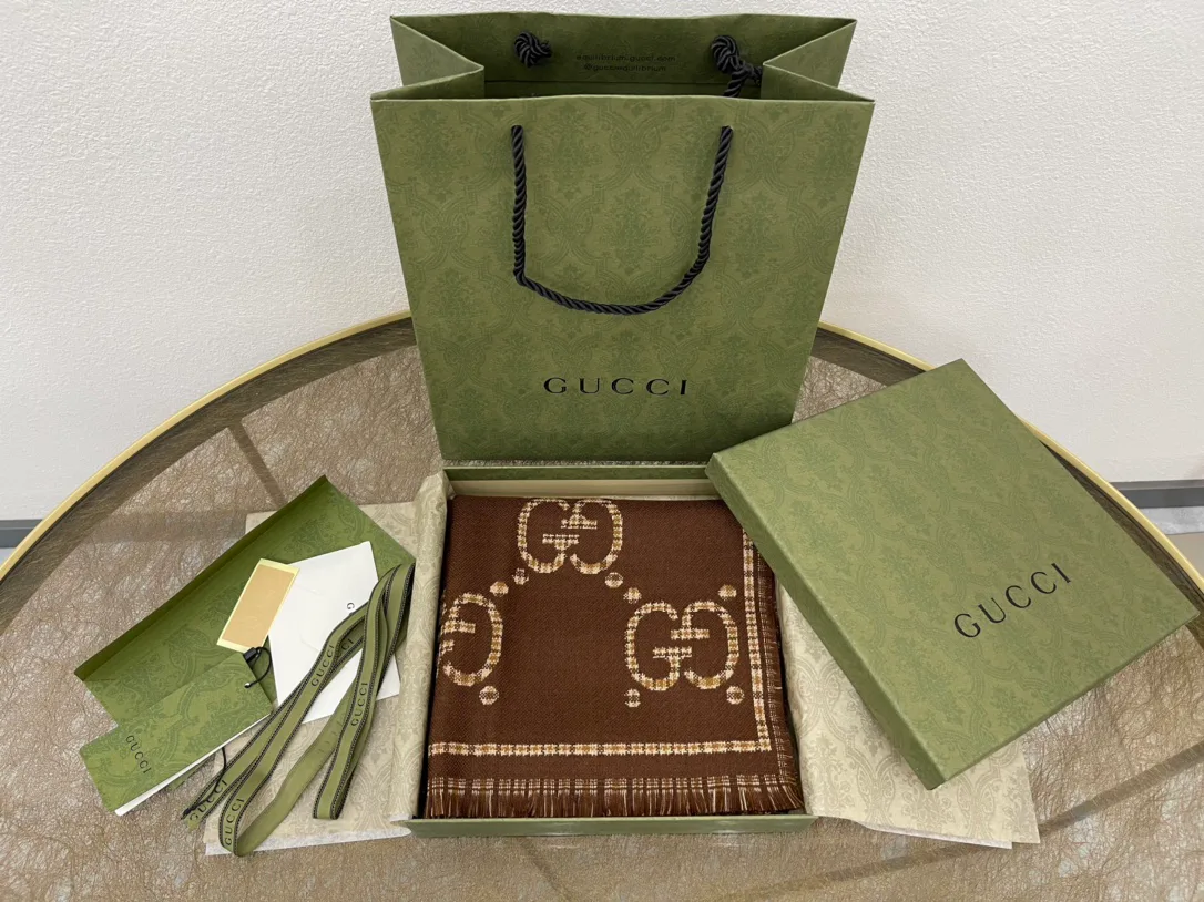 Шарфы Gucci 210176