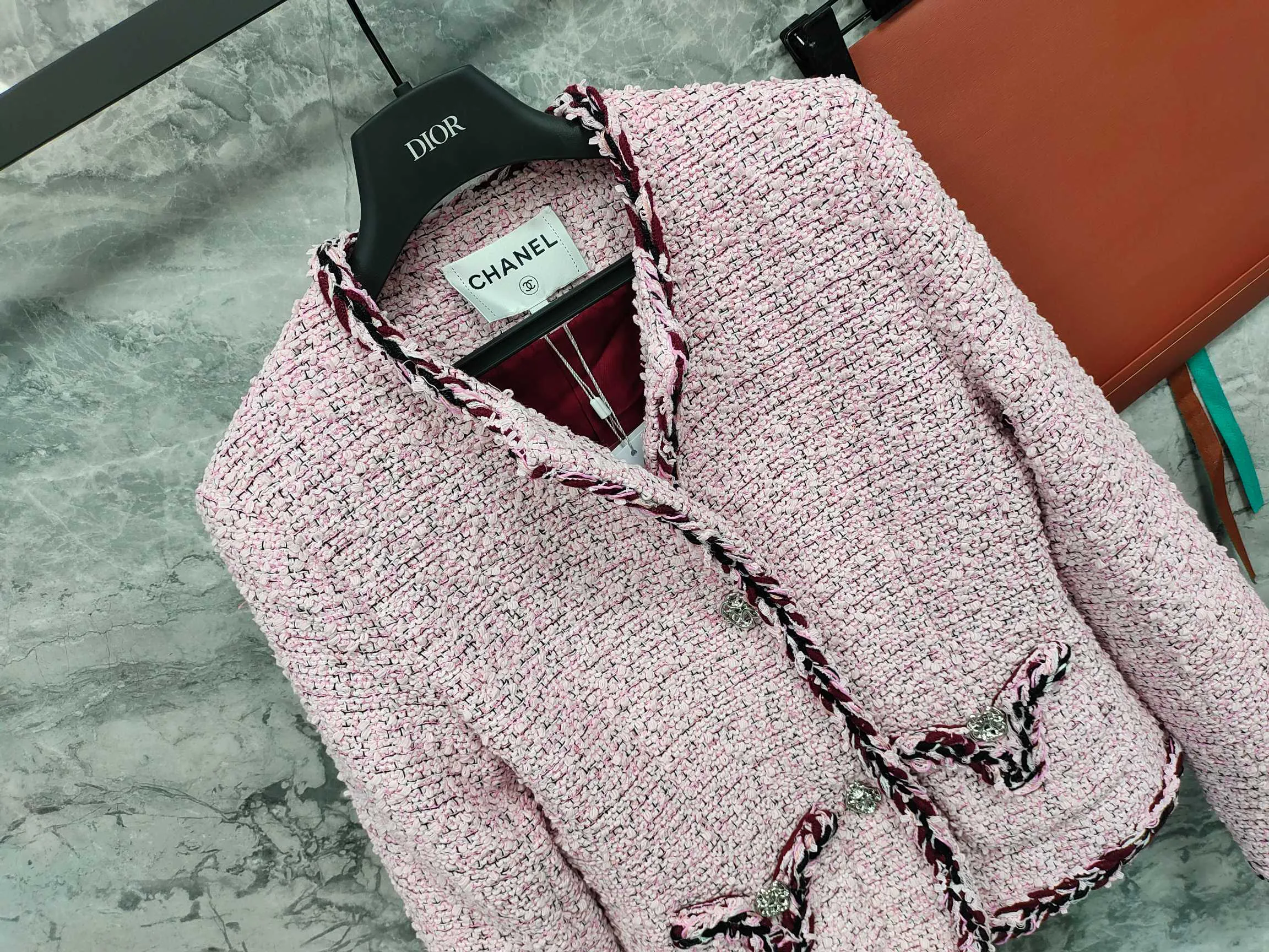 Жакеты Женские Chanel 17954098